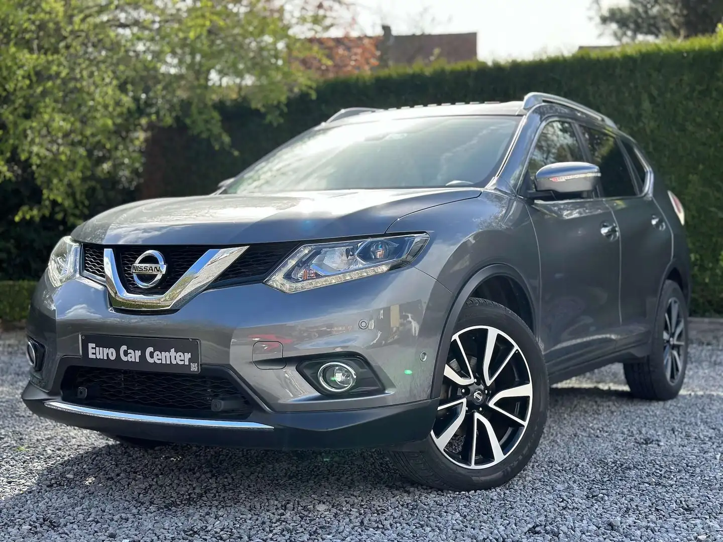 Nissan X-Trail 1.6 DCi Tekna /Automaat / KEYLESS / 360 / FULL Gris - 2