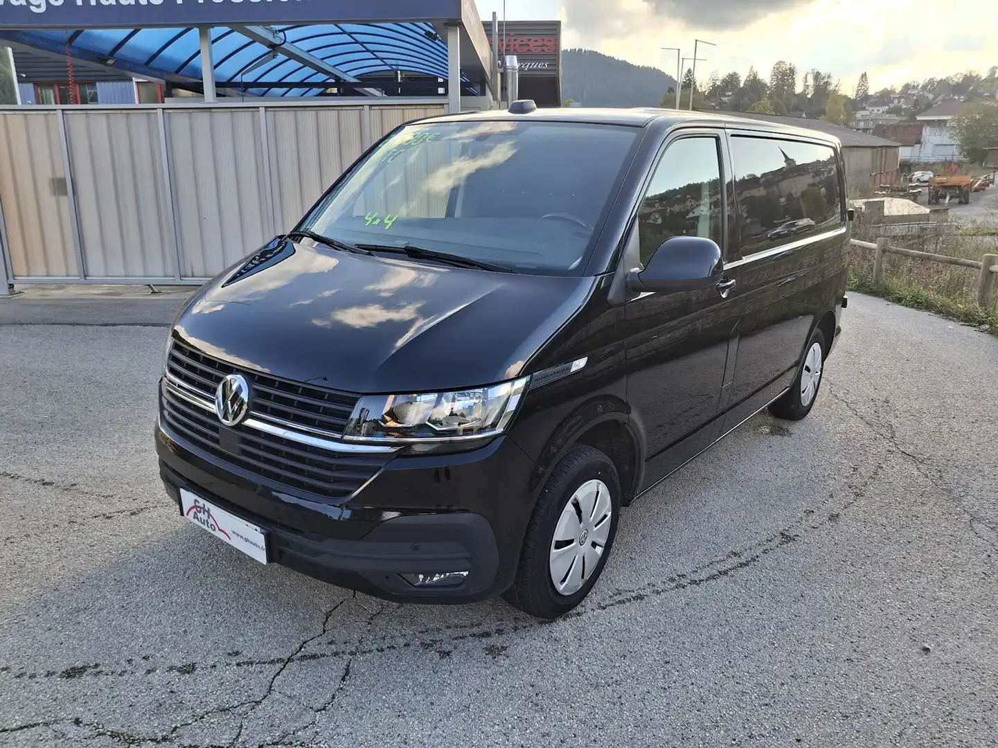 Volkswagen Transporter 2.8T L1H1 2.0 TDI 150CH BUSINESS 4MOTION Noir - 1