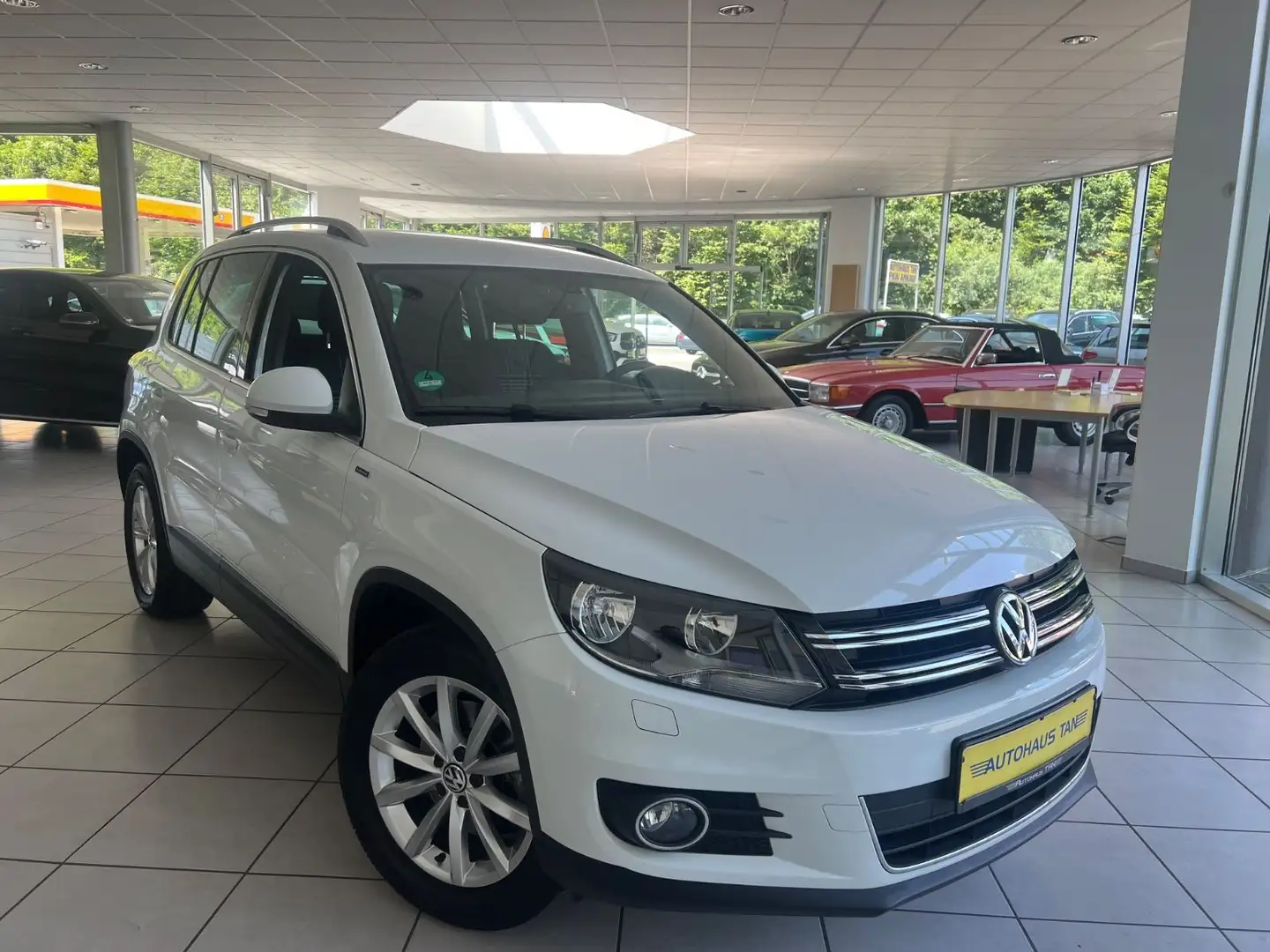 Volkswagen Tiguan Lounge Sport & Style BMT * 1.HAND * Bianco - 1