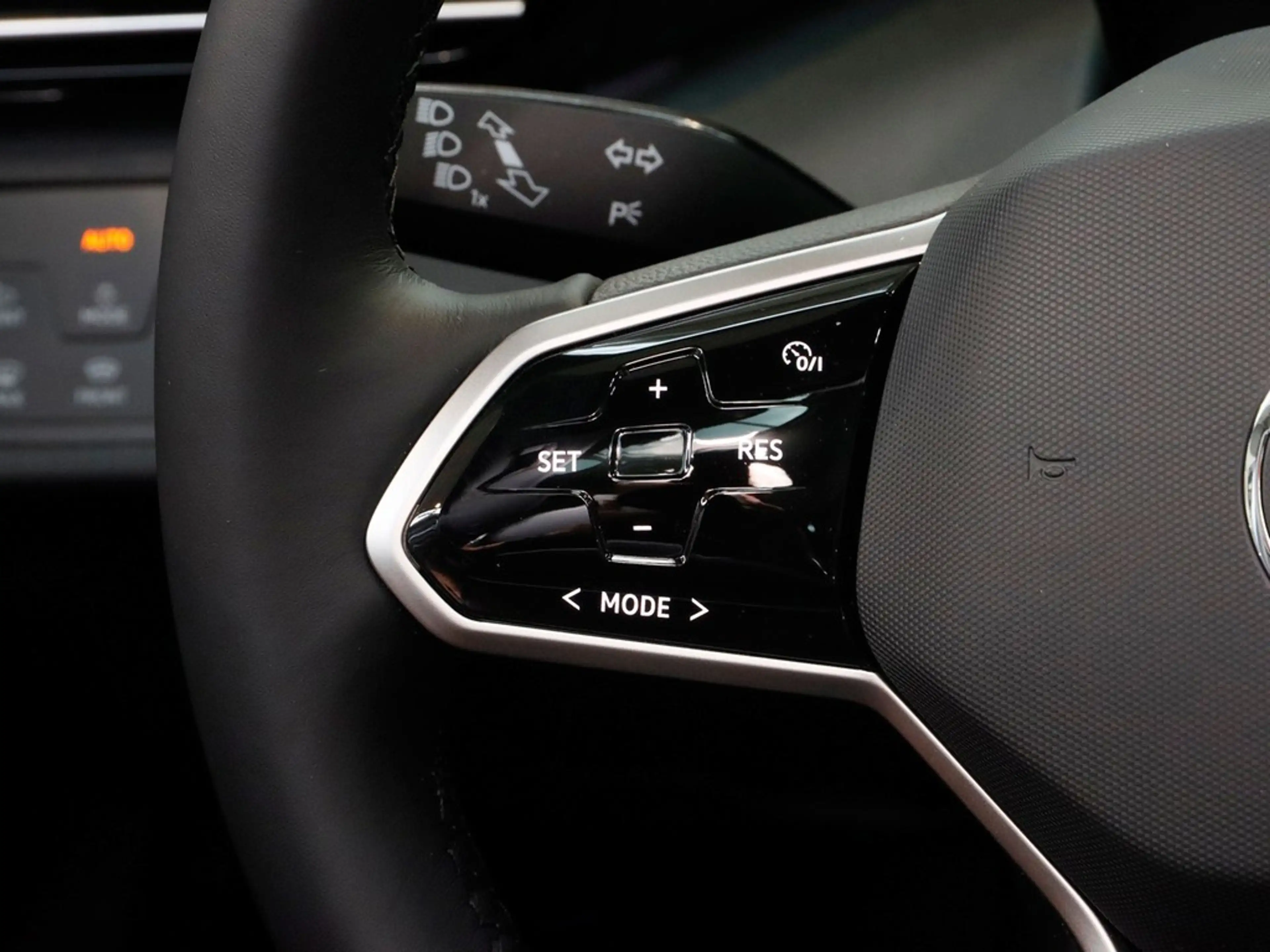 Volkswagen ID.5 Pro Performance 150 kW 19" AHK Navi Pano — photo 13