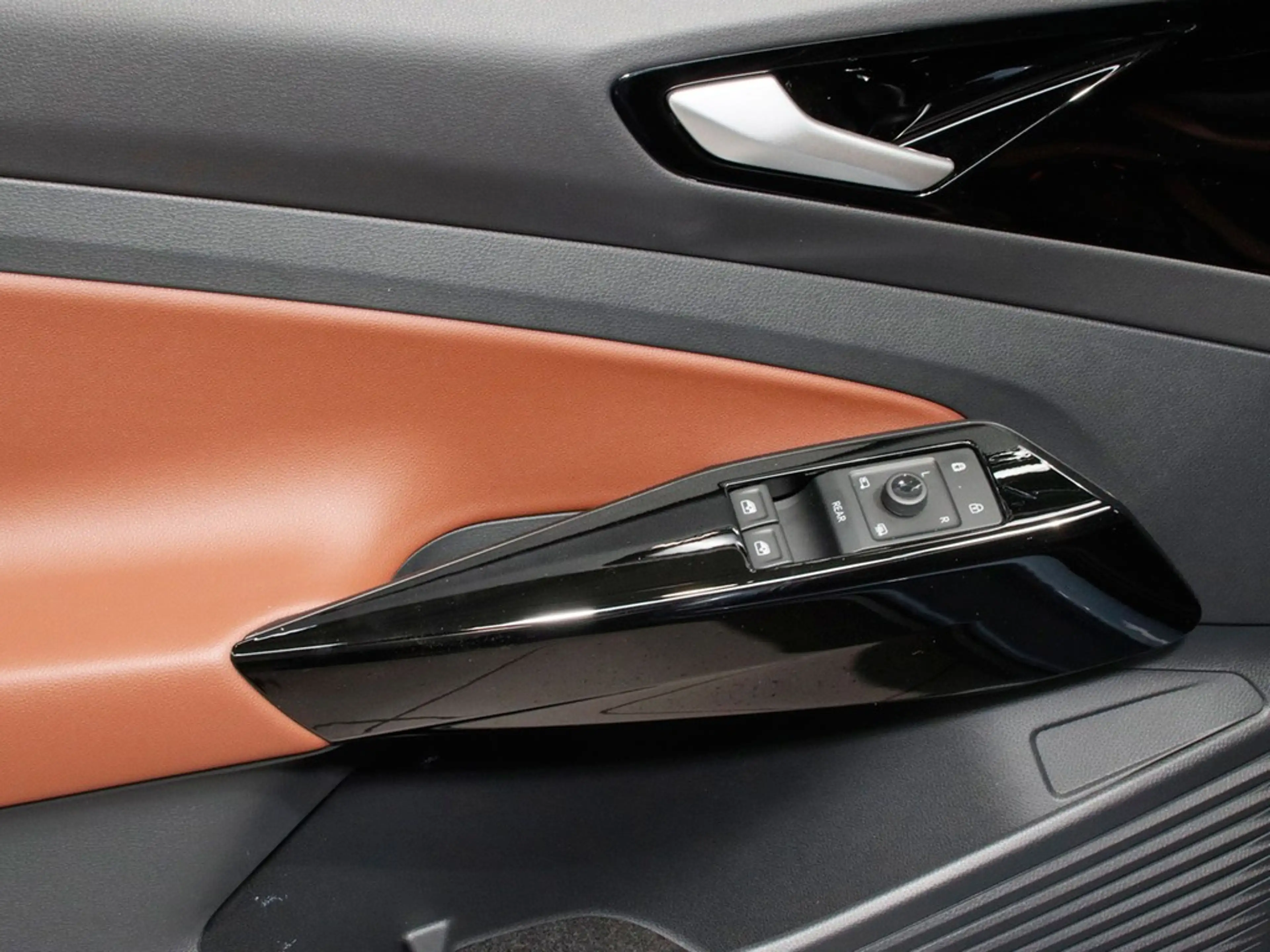 Volkswagen ID.5 Pro Performance 150 kW 19" AHK Navi Pano — photo 15