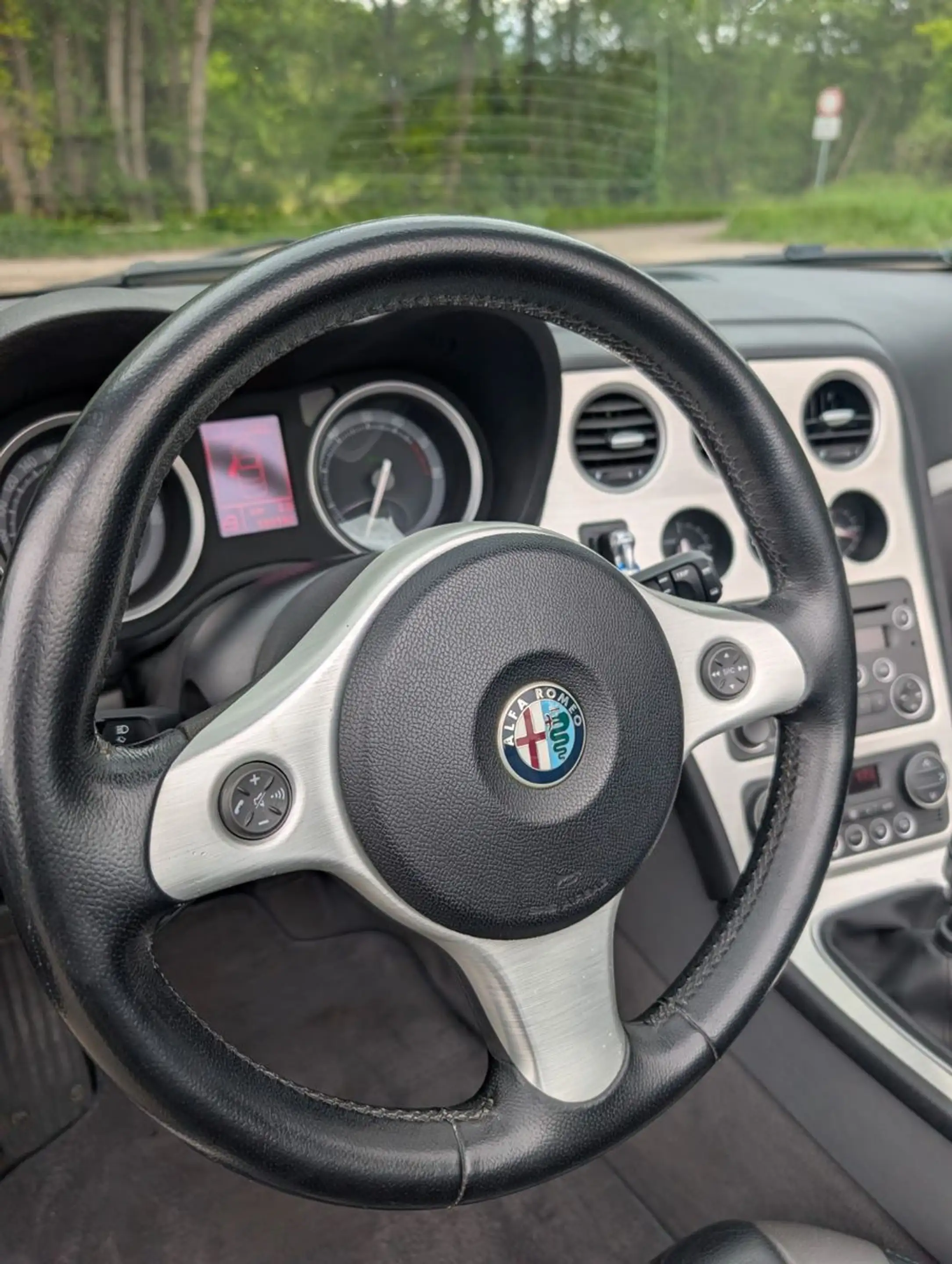 Alfa Romeo Spider 2.2 JTS 16V Exclusive — photo 10