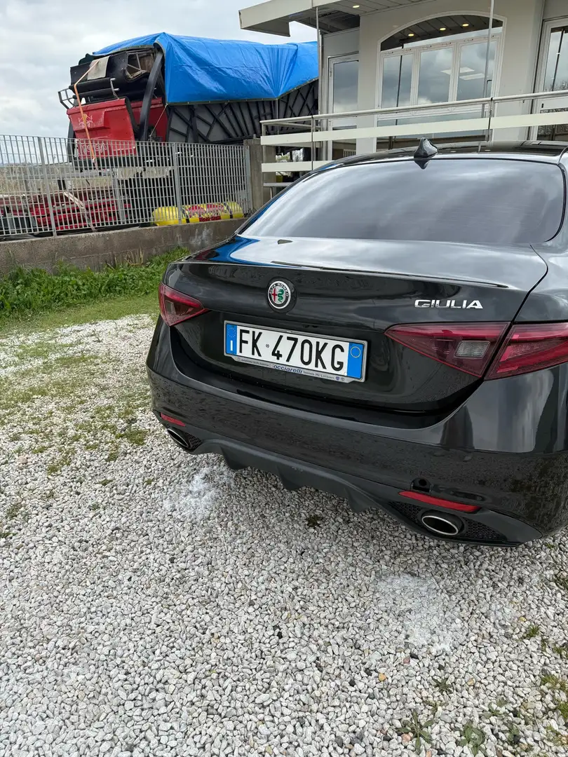 Alfa Romeo Giulia 2.2 t Business 150cv auto - 2