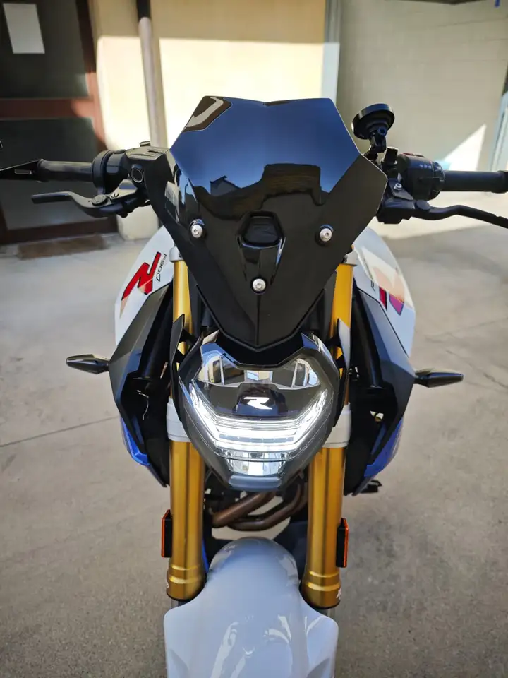 BMW F 900 R