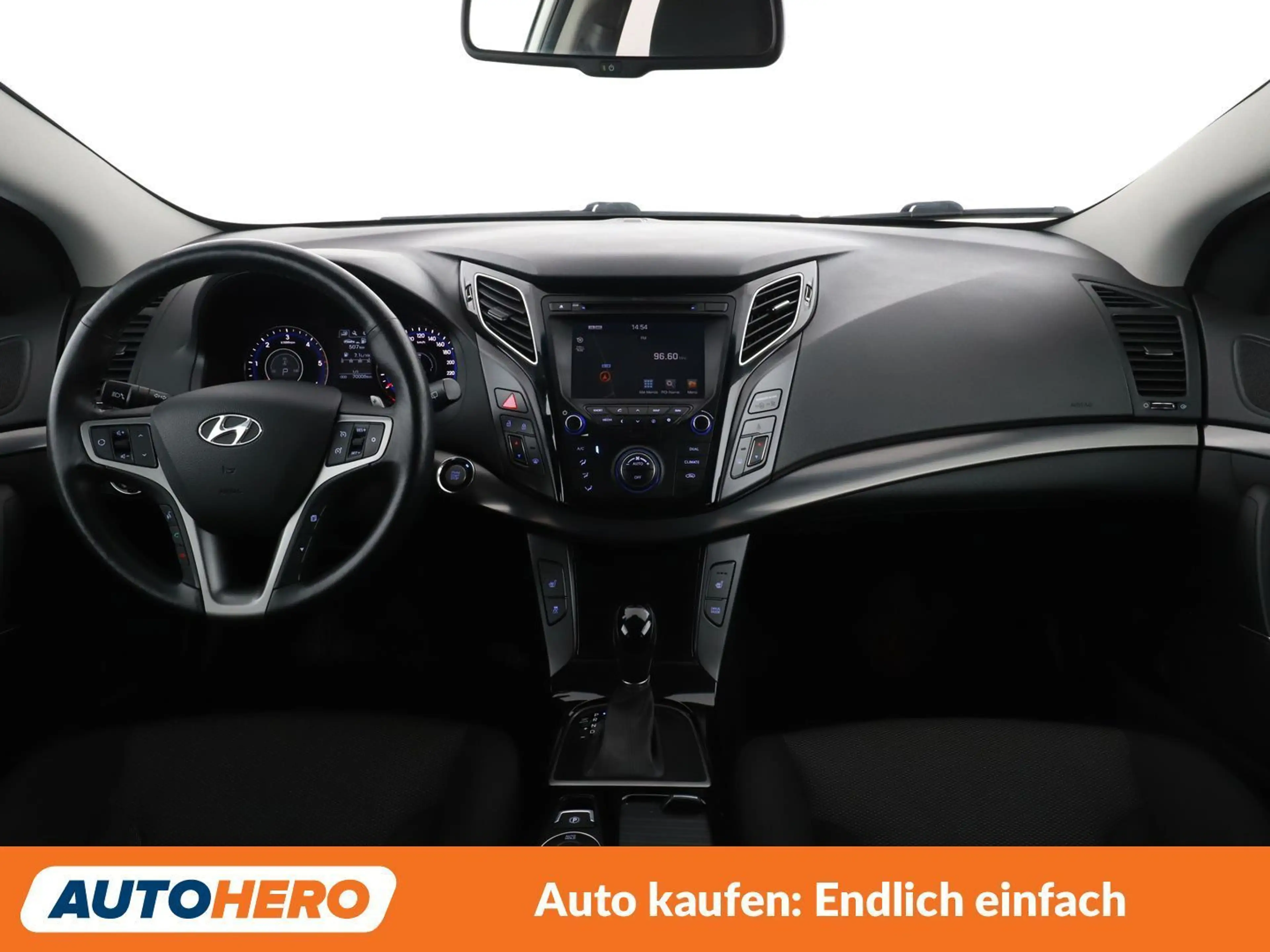 Hyundai i40 1.7 CRDi Premium — photo 12