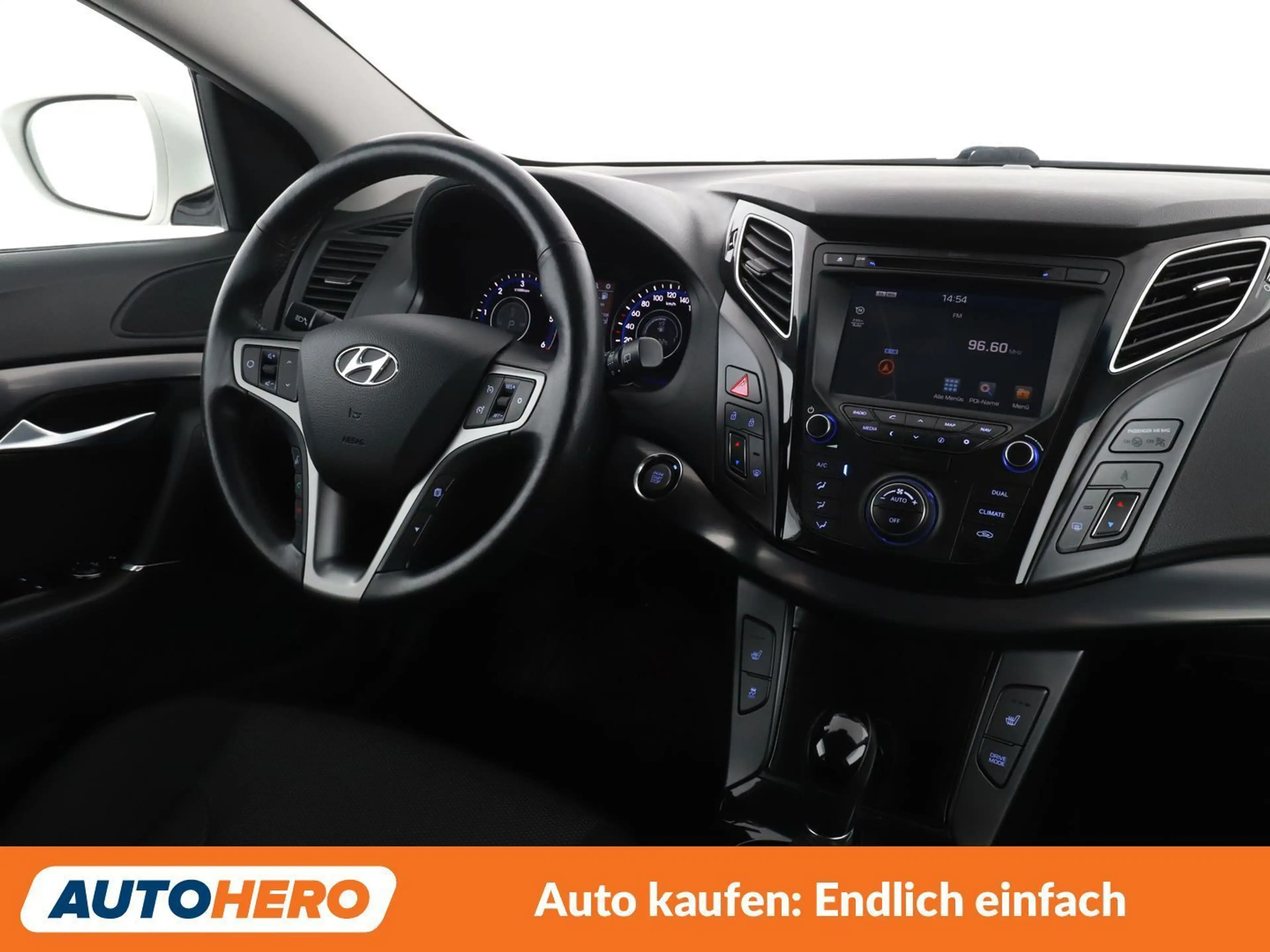 Hyundai i40 1.7 CRDi Premium — photo 13