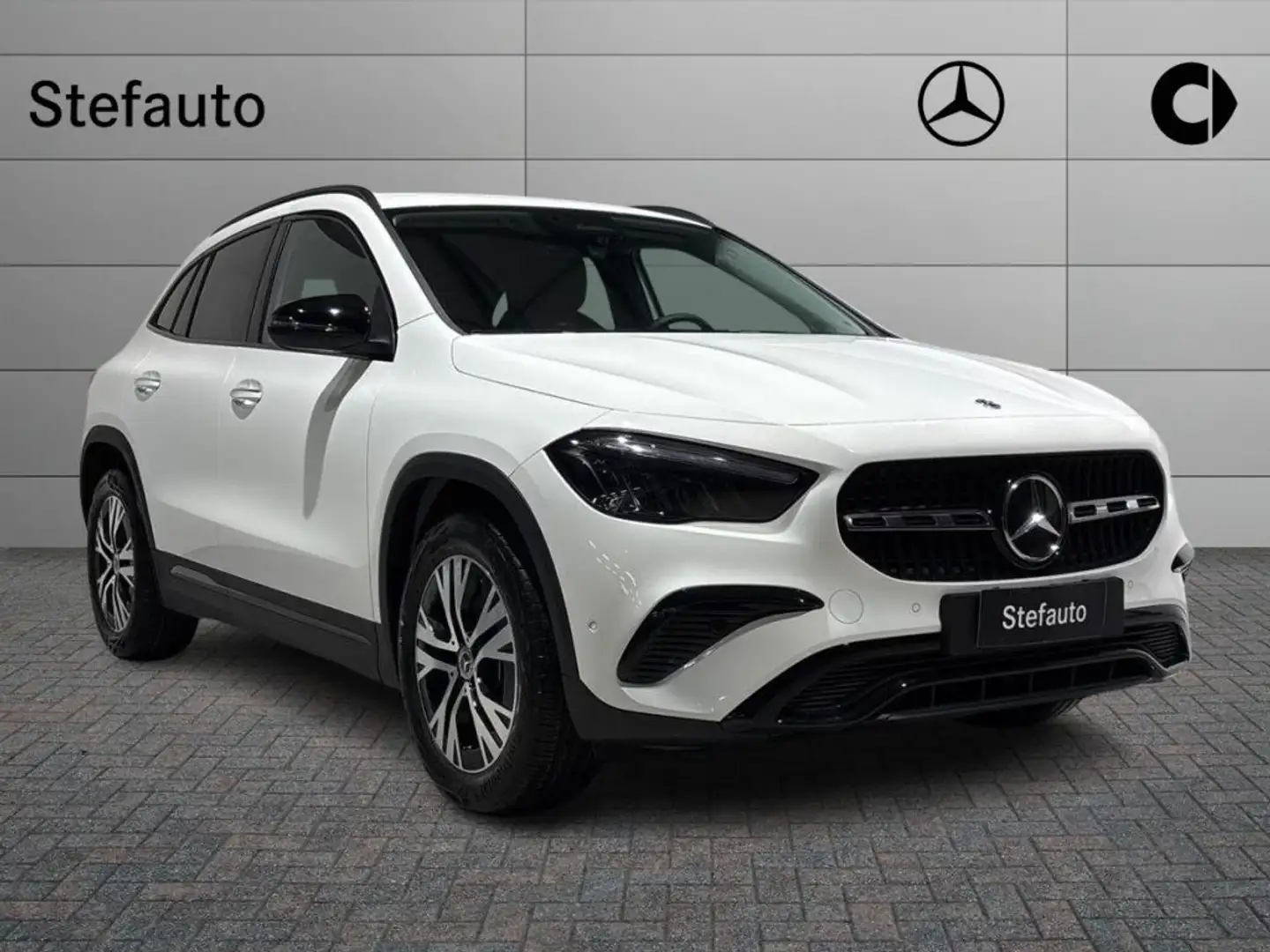 Mercedes-Benz GLA 200 d Automatic Progressive Advanced Plus Bianco - 1
