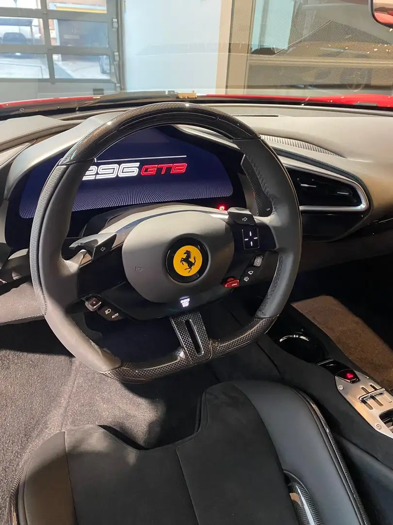 Ferrari 296 GTB PREZZO +IVA 22% Červená - 2