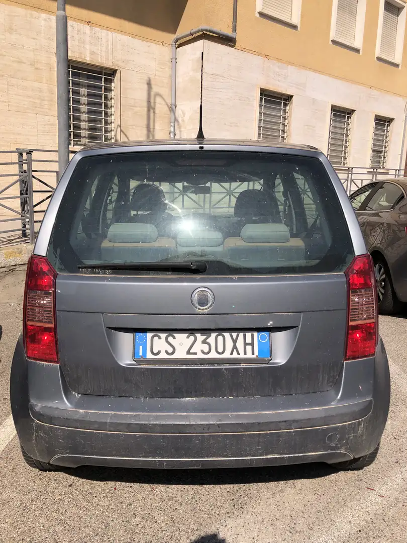 Fiat Idea 1.9 JTD - 2