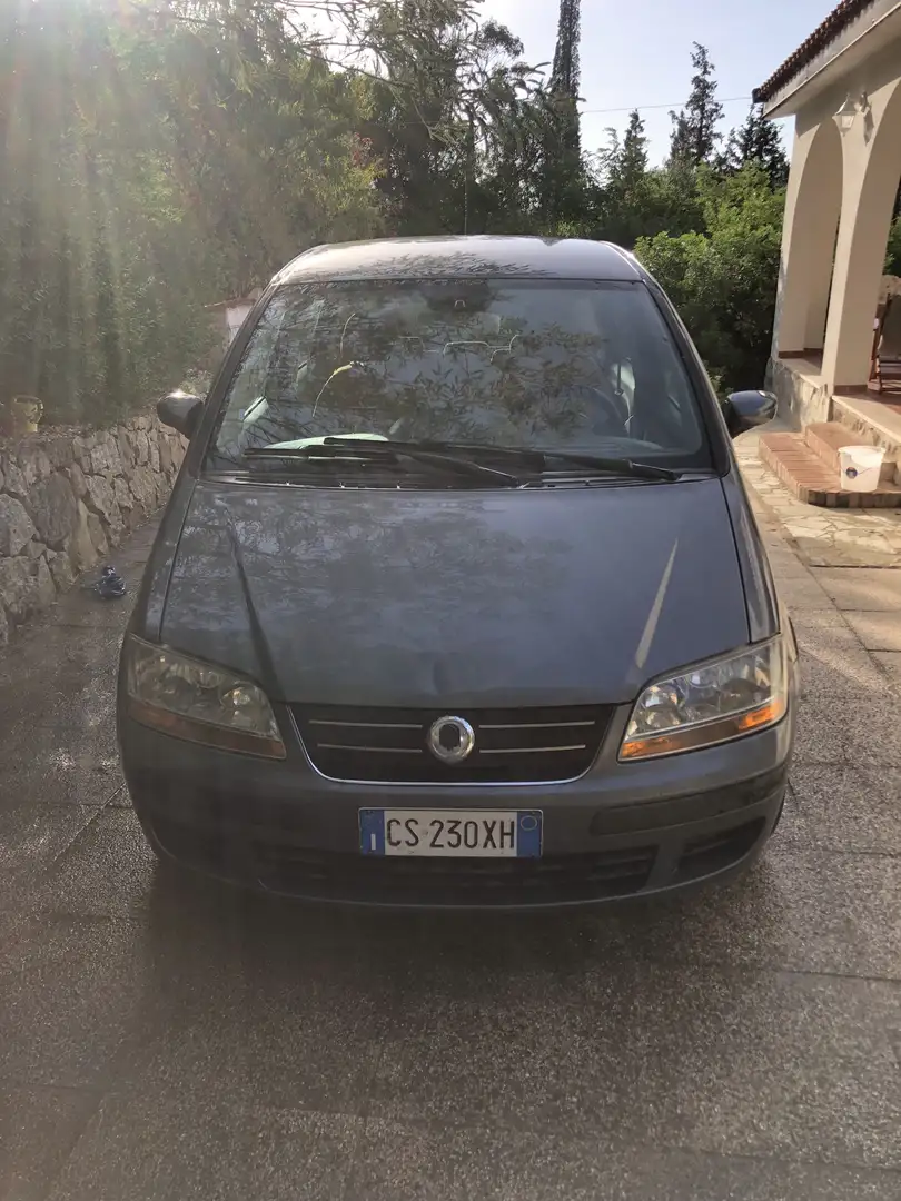Fiat Idea 1.9 JTD - 2