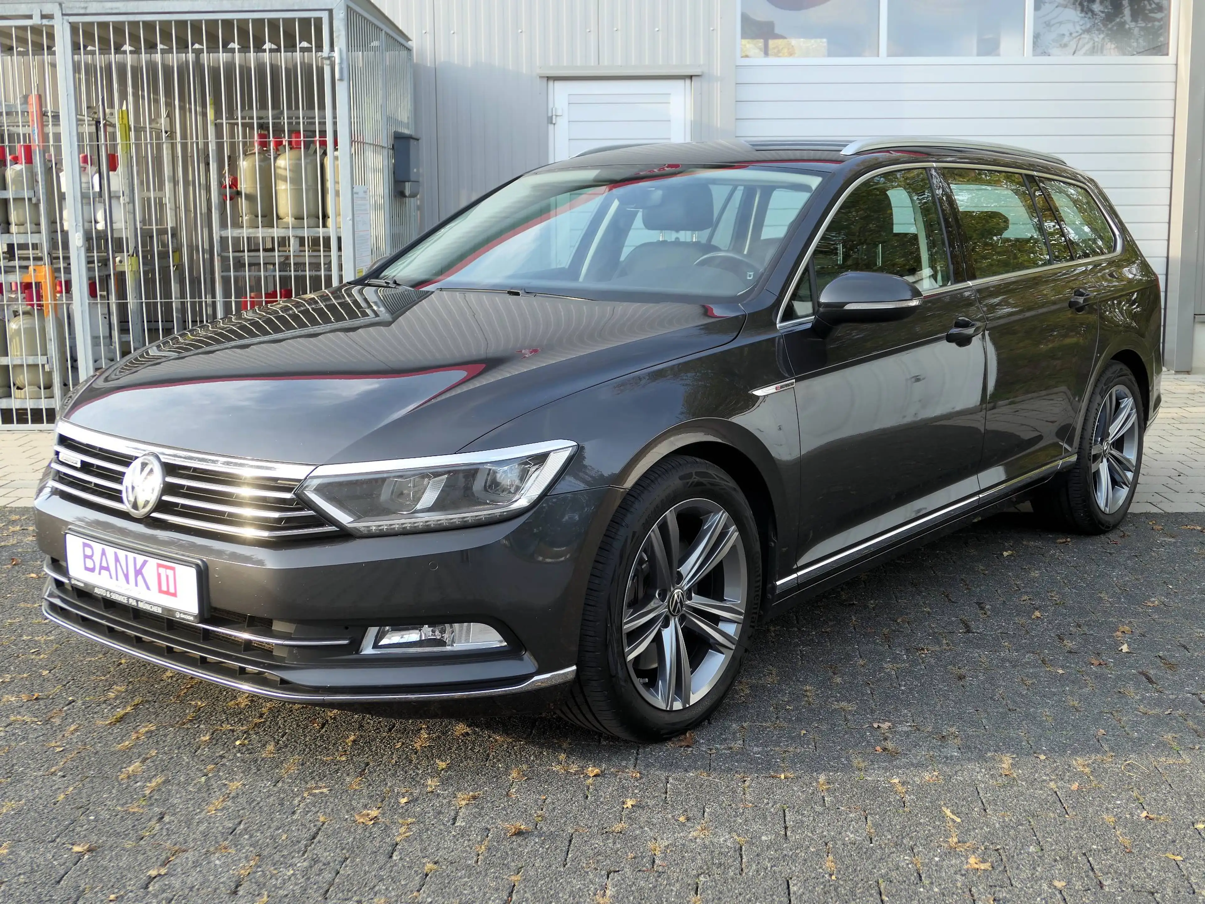 Volkswagen Passat Variant Highline 4Motion BMT/Start-Stop AHK LED Alu 18 Zoll+Reifen neu