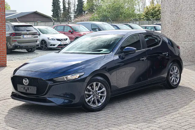 Mazda 3 NAVIGATIE*APPLE-CARPLAY*NAVIGATIE*PARKEERSENSOREN*