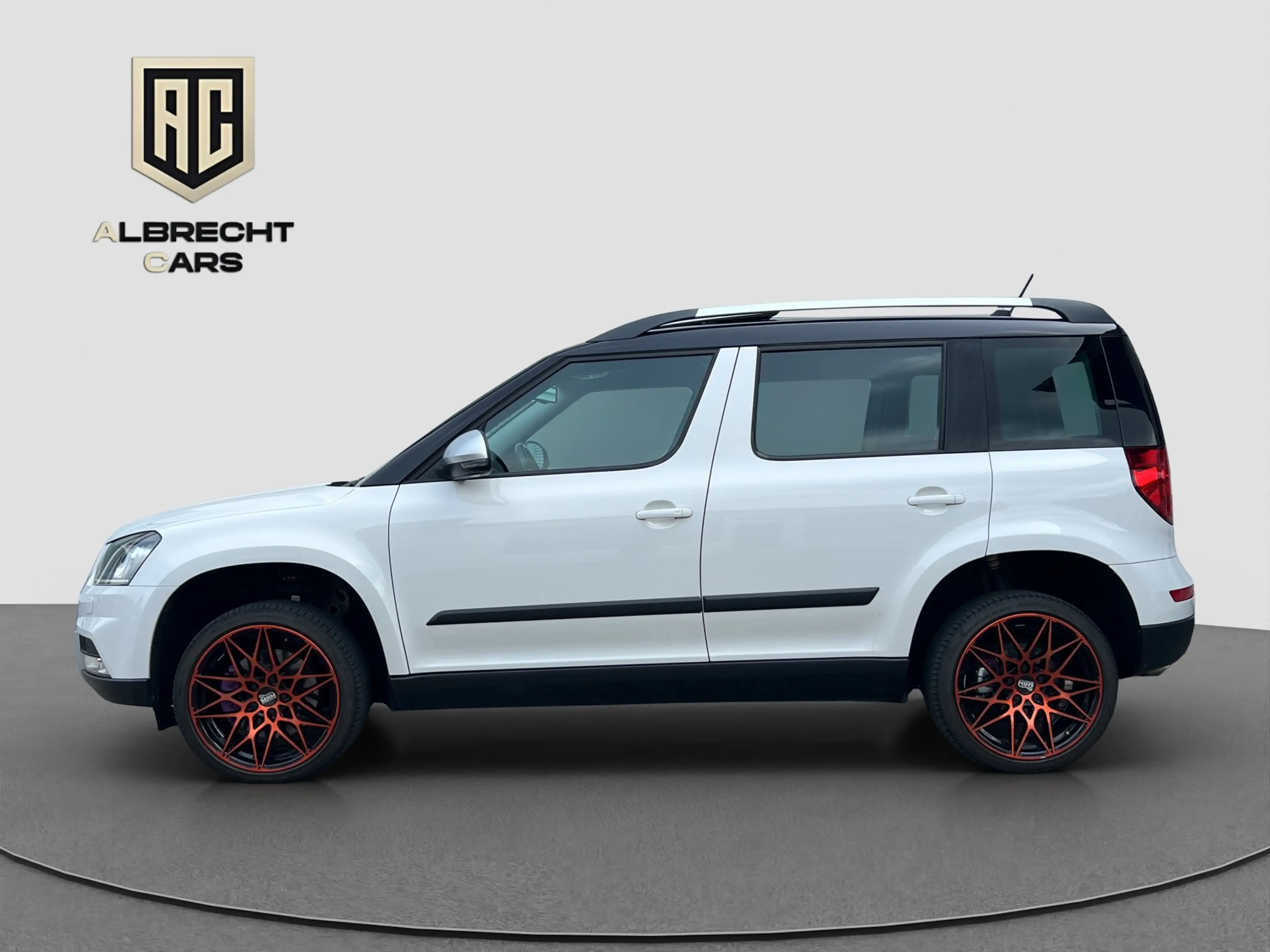 Skoda Yeti 2.0 TDI Elegance Outdoor 4x4 AHK PANO NAVI — photo 8