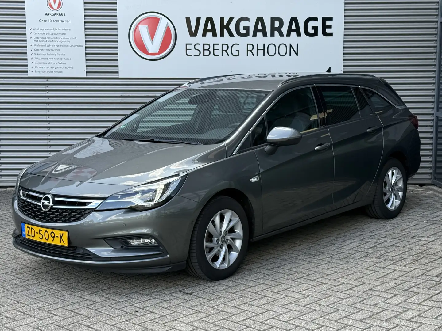 Opel Astra Sports Tourer 1.4 Innovation NAV/CAM, KEYLESS, MAT Grijs - 1