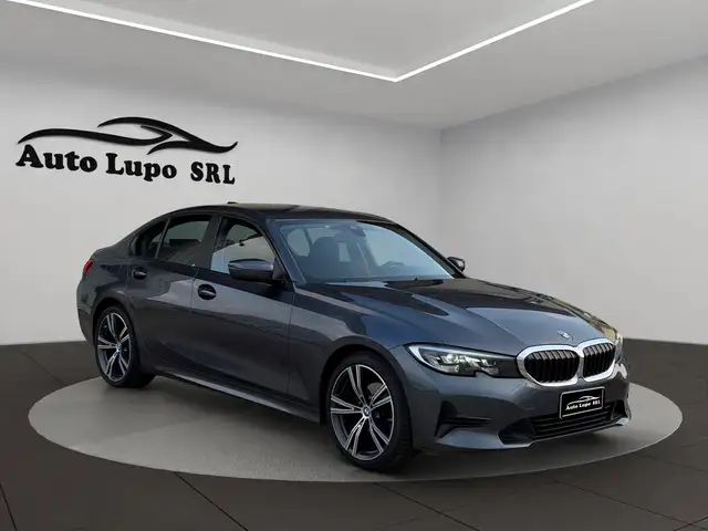 BMW 320 D Berlina Business Advantage