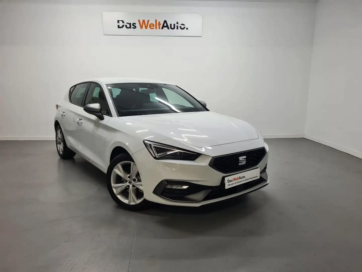 SEAT Leon 1.5 e-Hybrid S&S FR XM DSG-6 204 Blanc - 1
