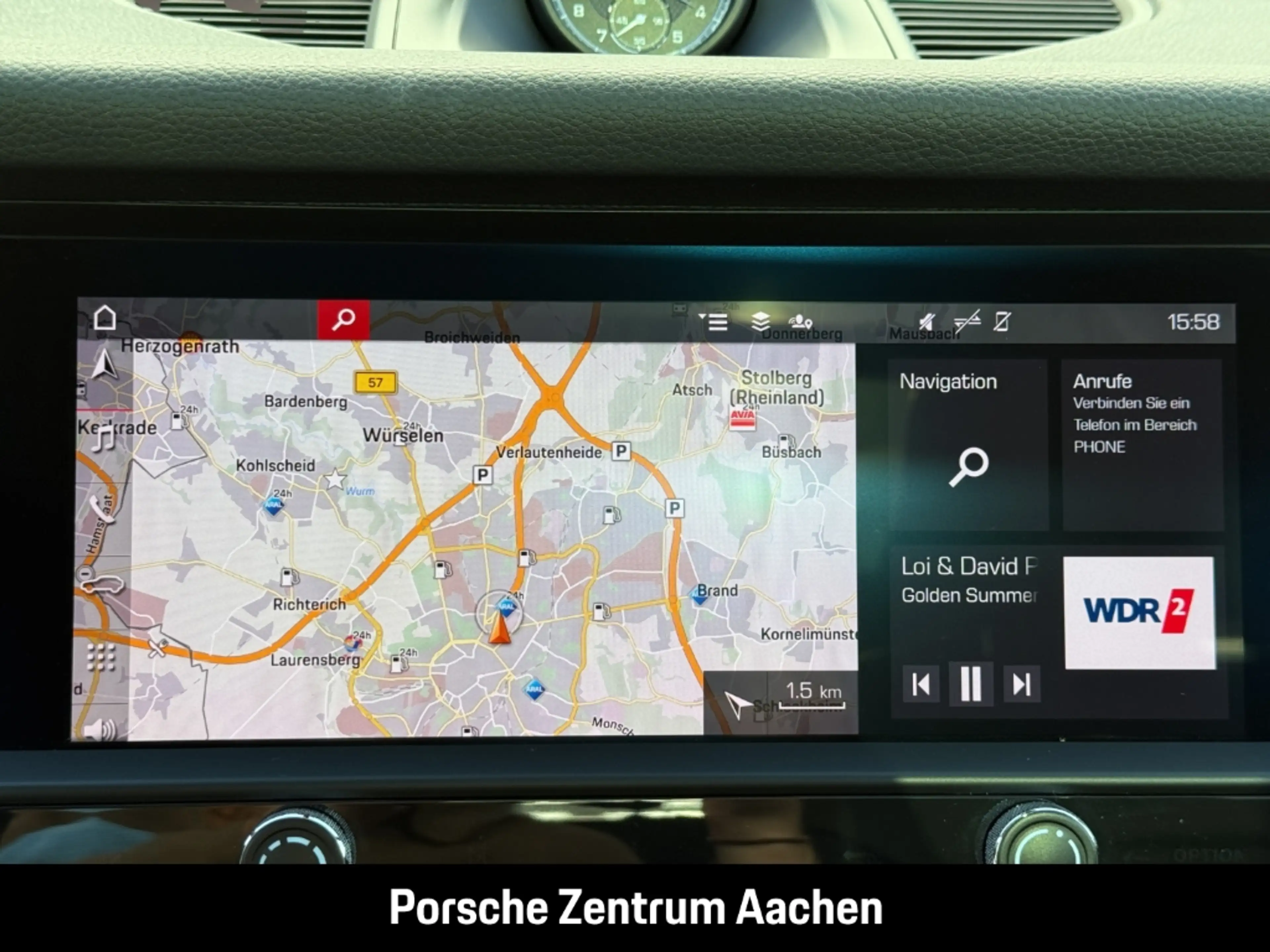 Porsche Macan — photo 18