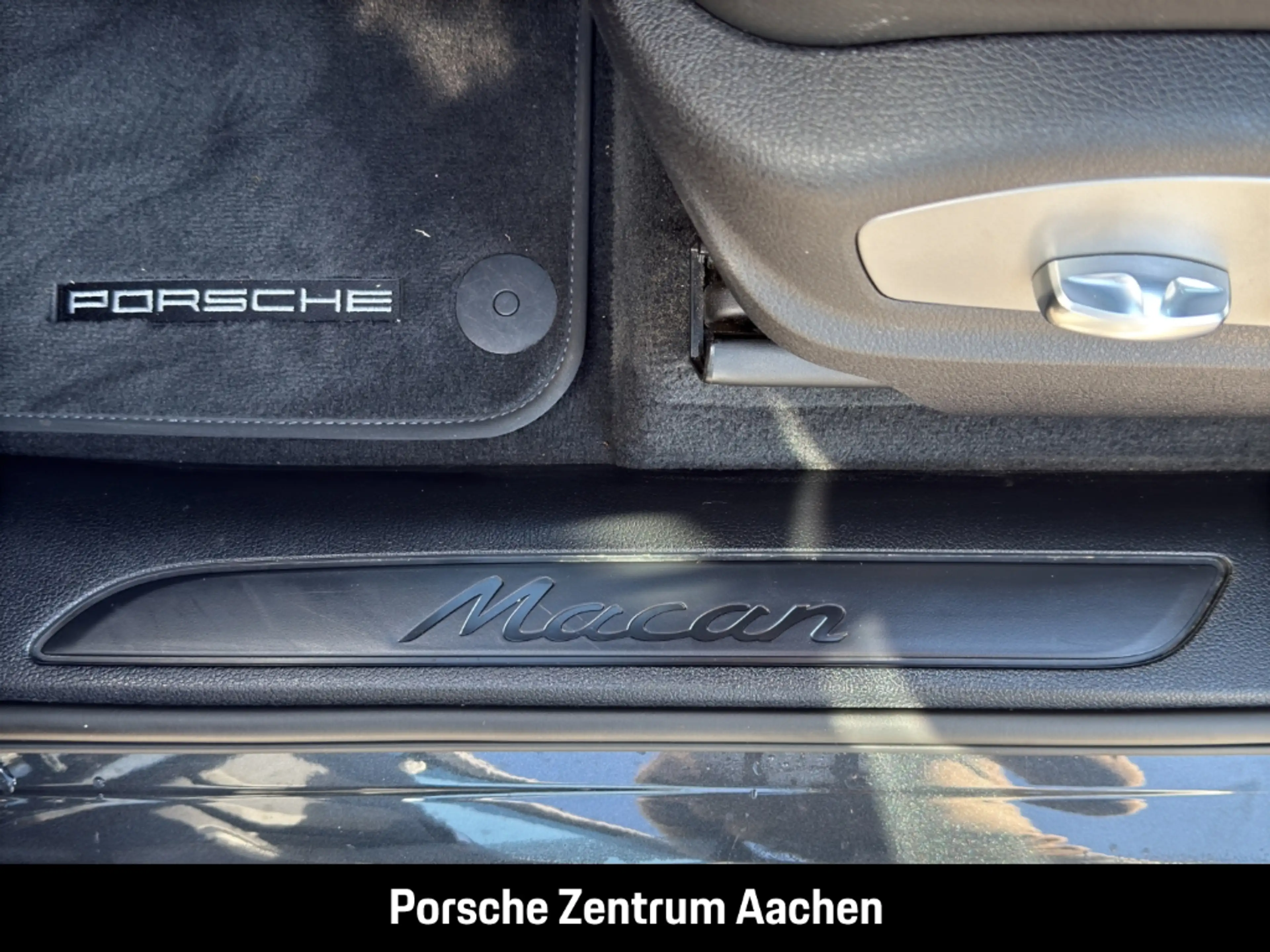 Porsche Macan — photo 24