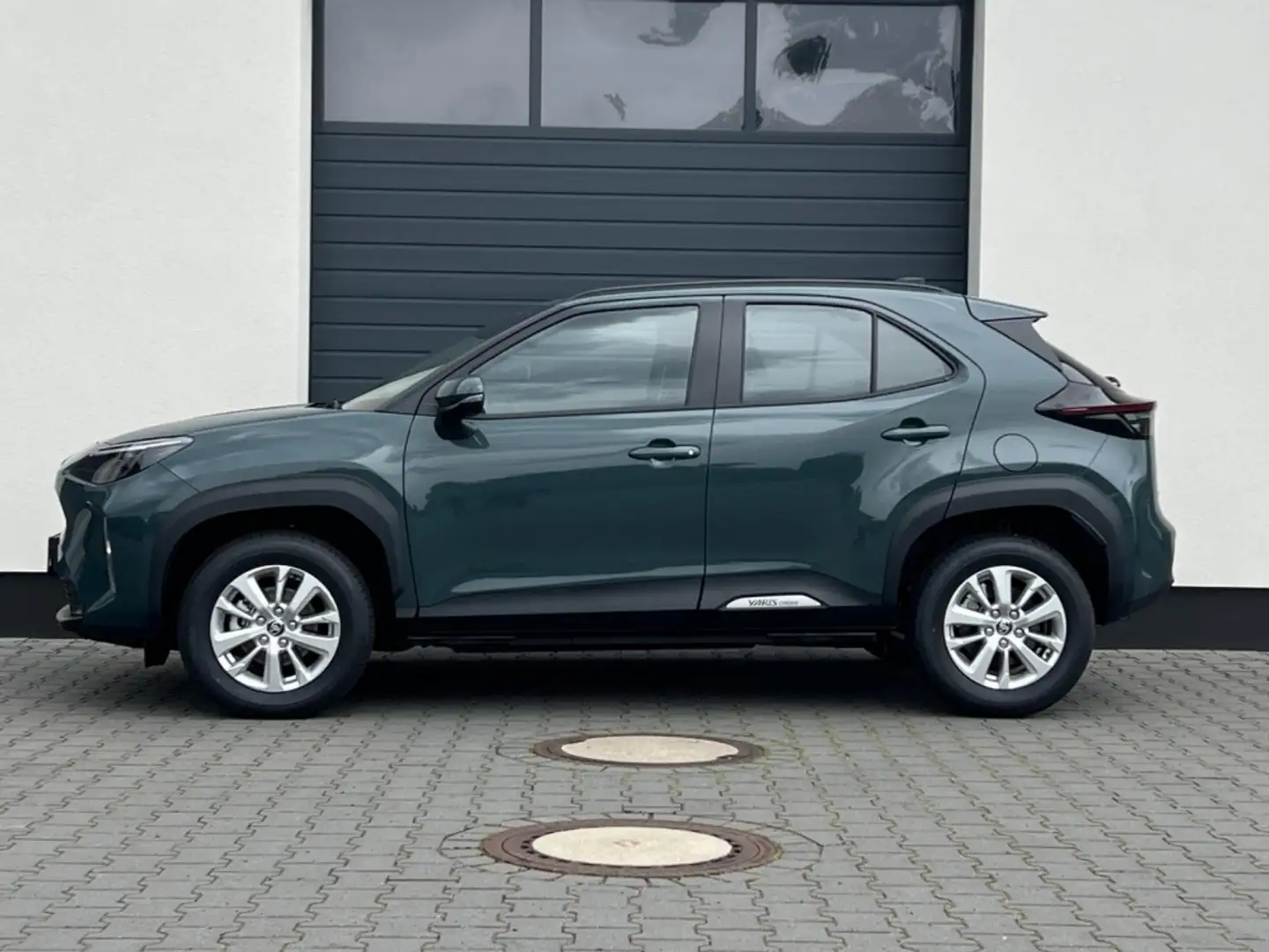 Toyota Yaris Cross Active 1,5 CVT Hybrid 85kW - 2