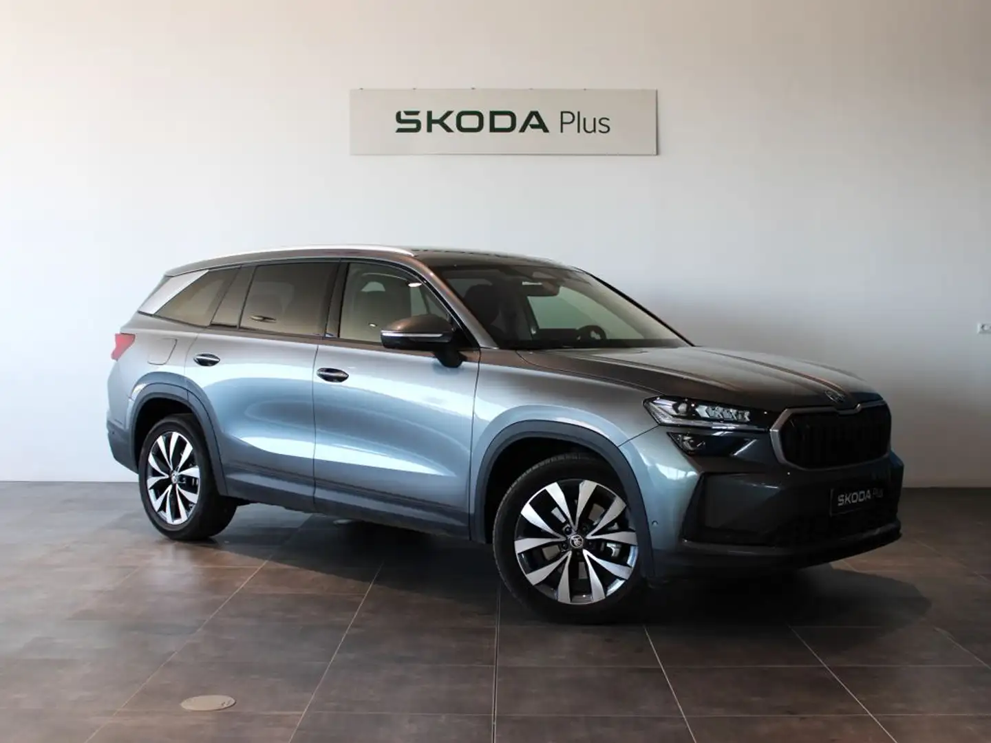 Skoda Kodiaq 2.0TDI Selection 4x2 DSG 110kW Gris - 1