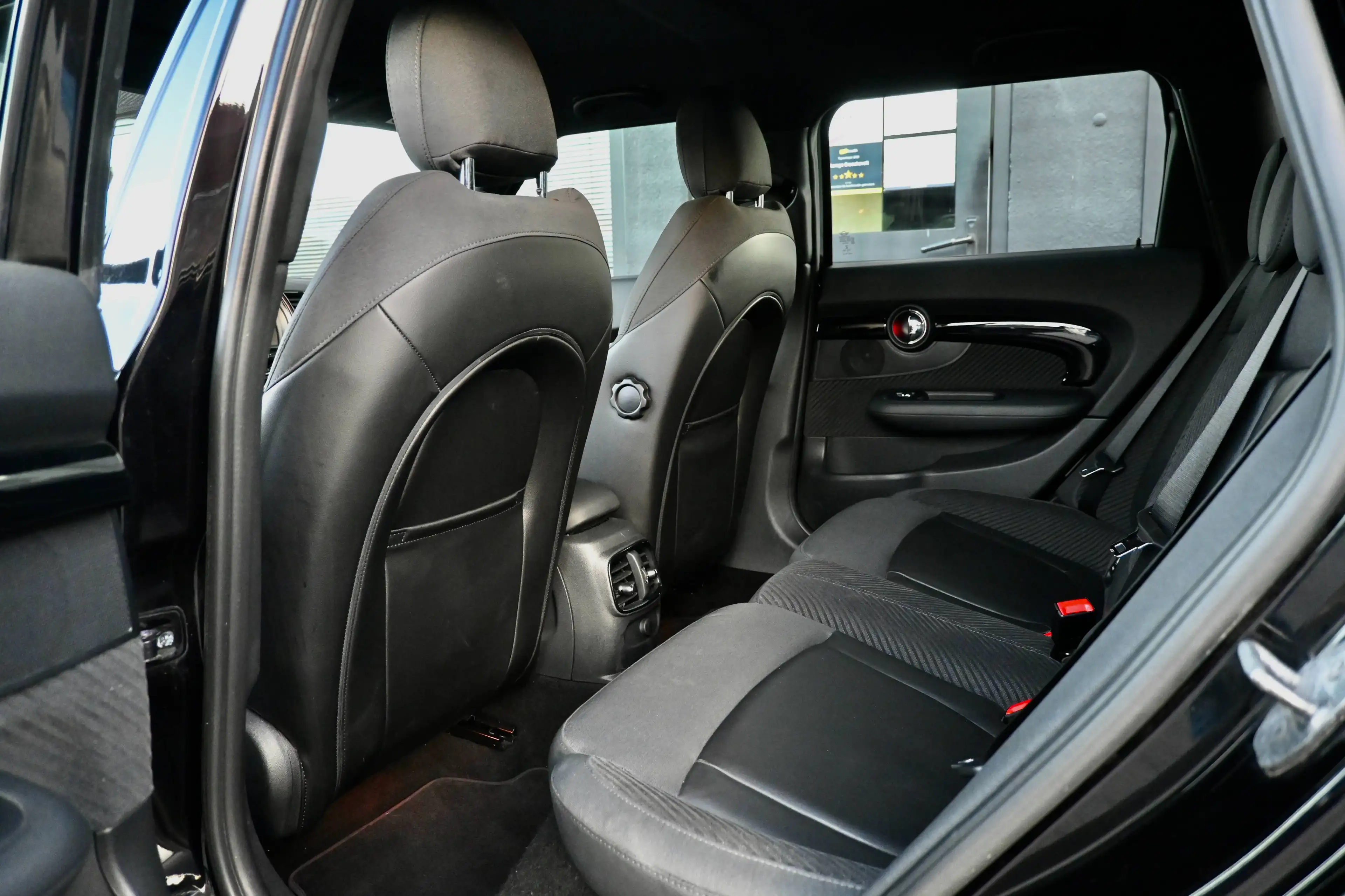 MINI One Clubman 1.5i - ParkeerSensor - 19"Alu - Leder - Zetelverwarming - Bluetooth - BotsPreventie — photo 14