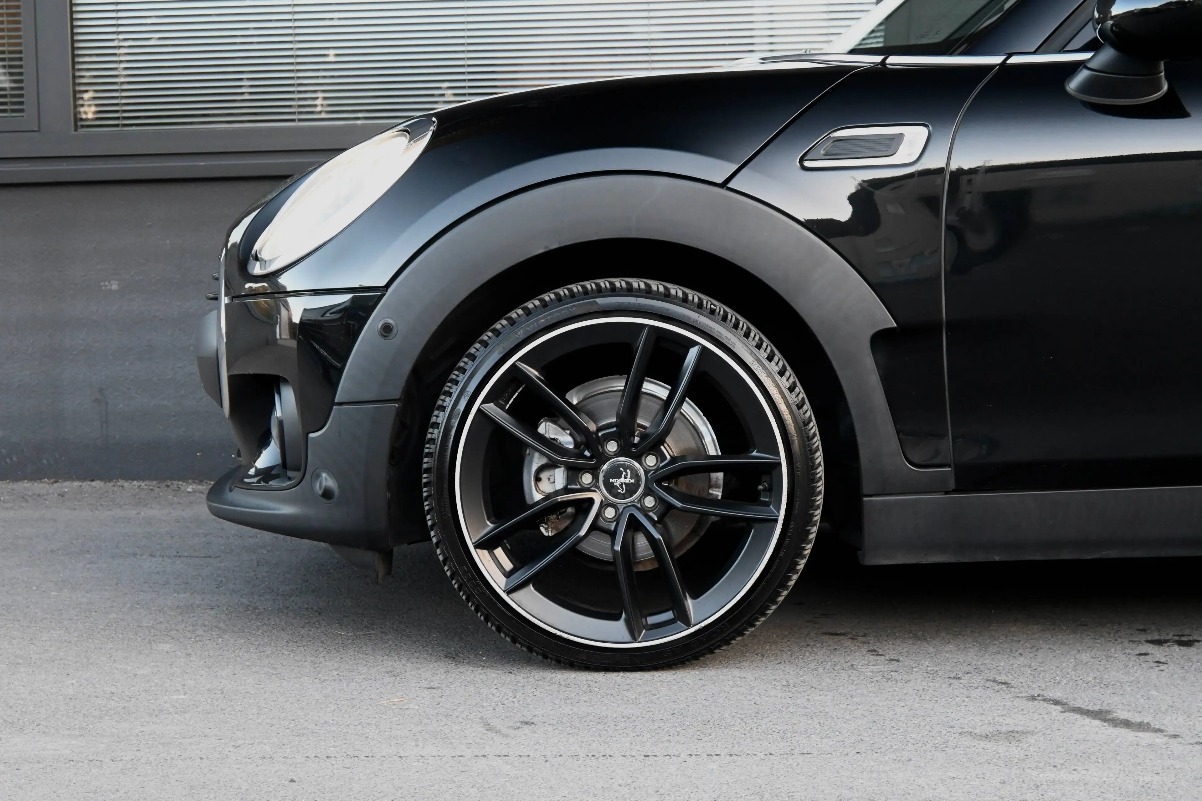 MINI One Clubman 1.5i - ParkeerSensor - 19"Alu - Leder - Zetelverwarming - Bluetooth - BotsPreventie — photo 9