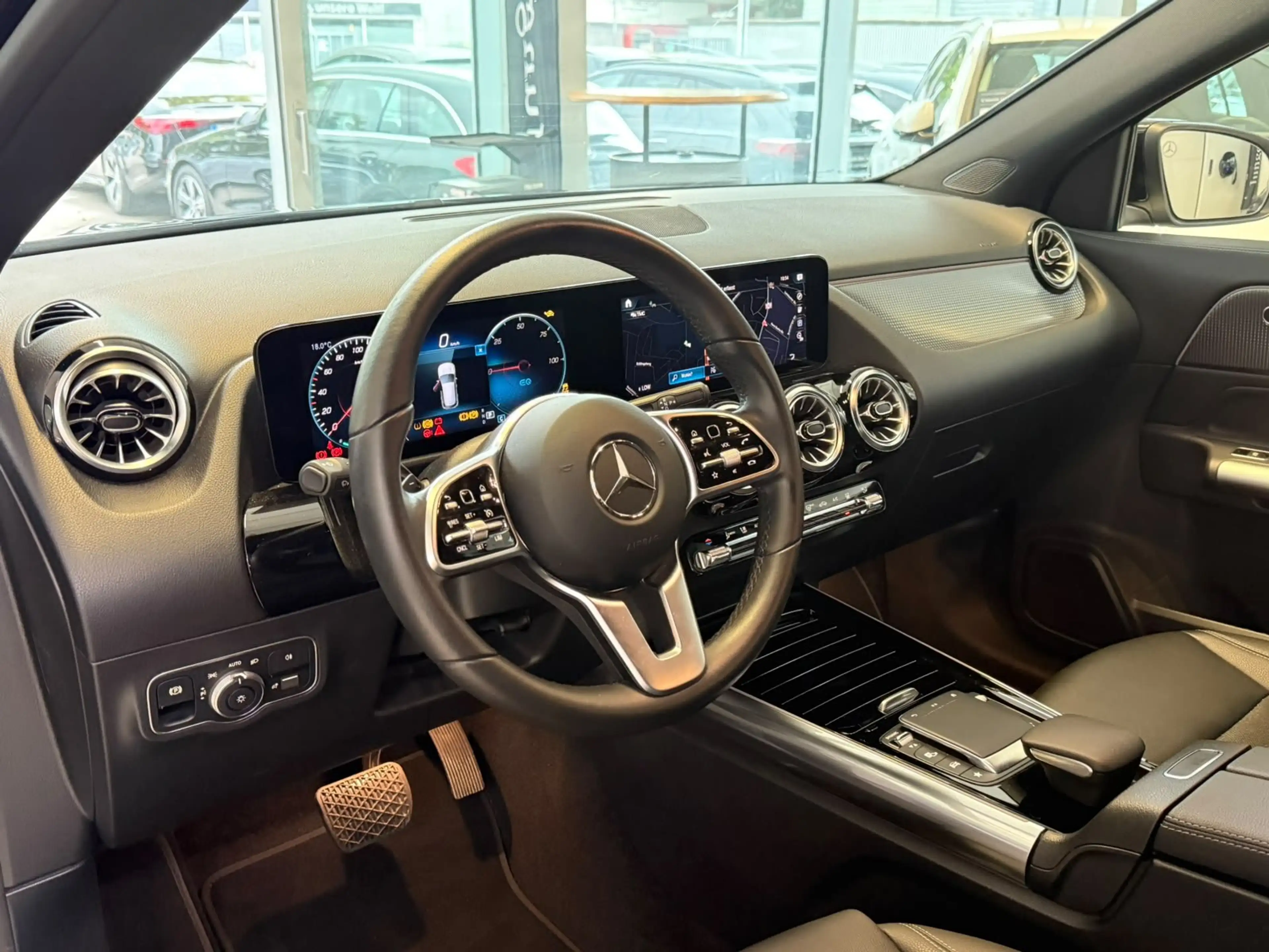 Mercedes-Benz EQA 250 Progressive KAMERA+TOTW+LED+CARPLAY+DAB — photo 9