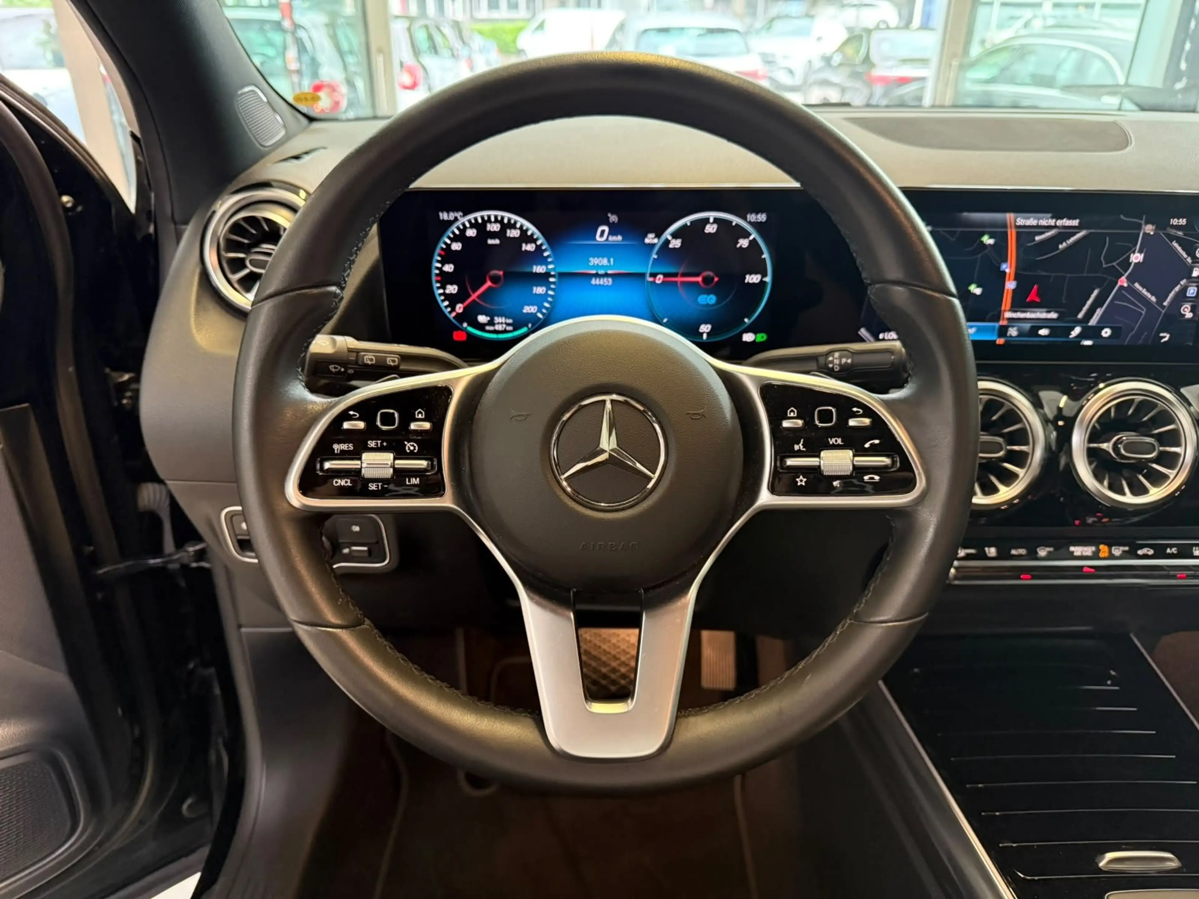 Mercedes-Benz EQA 250 Progressive KAMERA+TOTW+LED+CARPLAY+DAB — photo 10