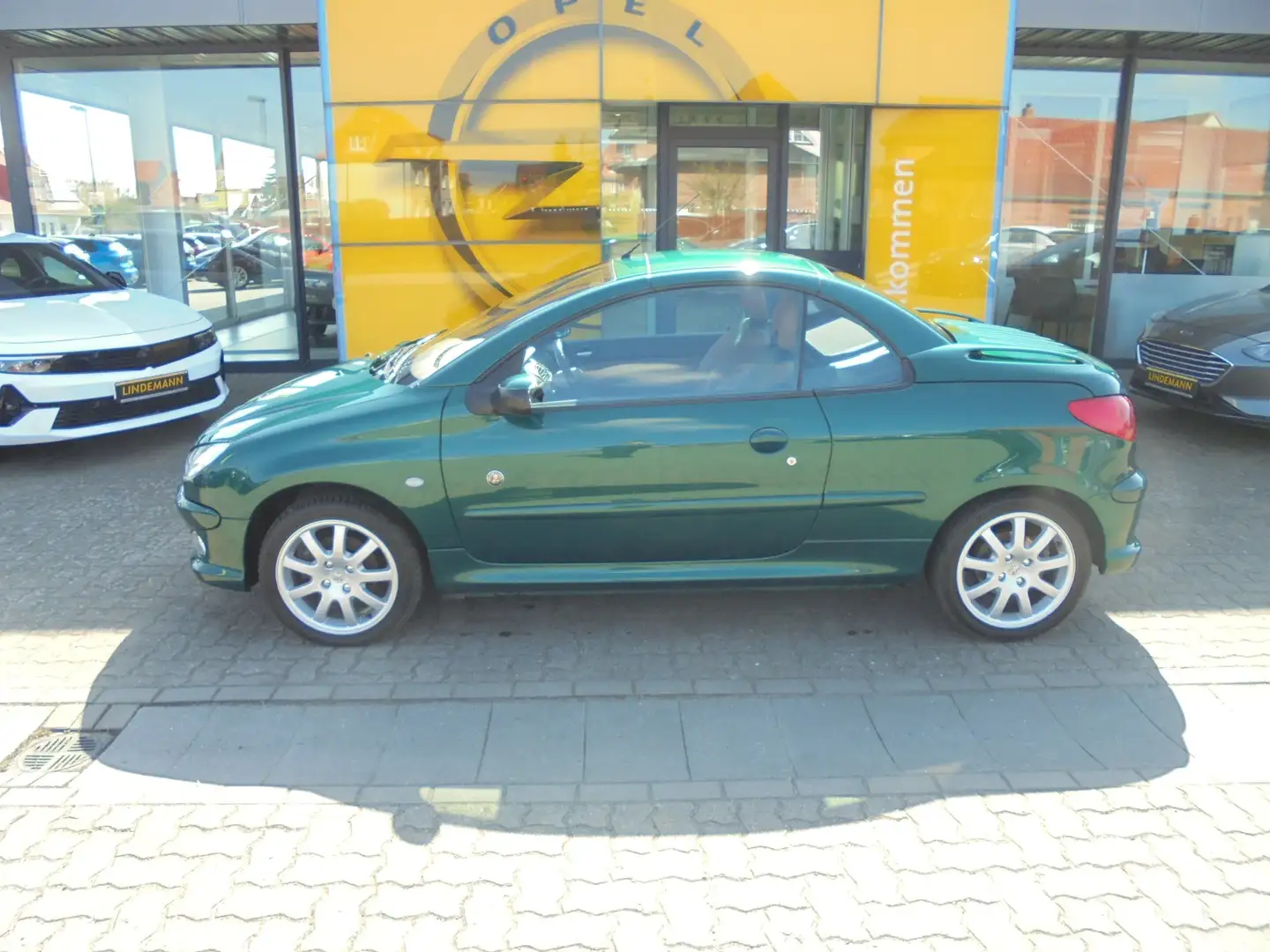 Peugeot 206 CC 2.0  Roland Garros Grün - 2