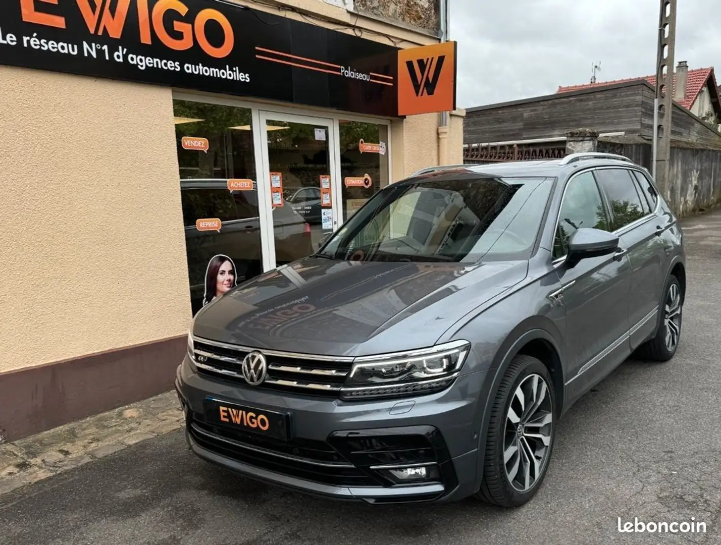 Volkswagen Tiguan allspace 2.0 tdi 150 r-line dsg bva toit ouvrant Gris - 1
