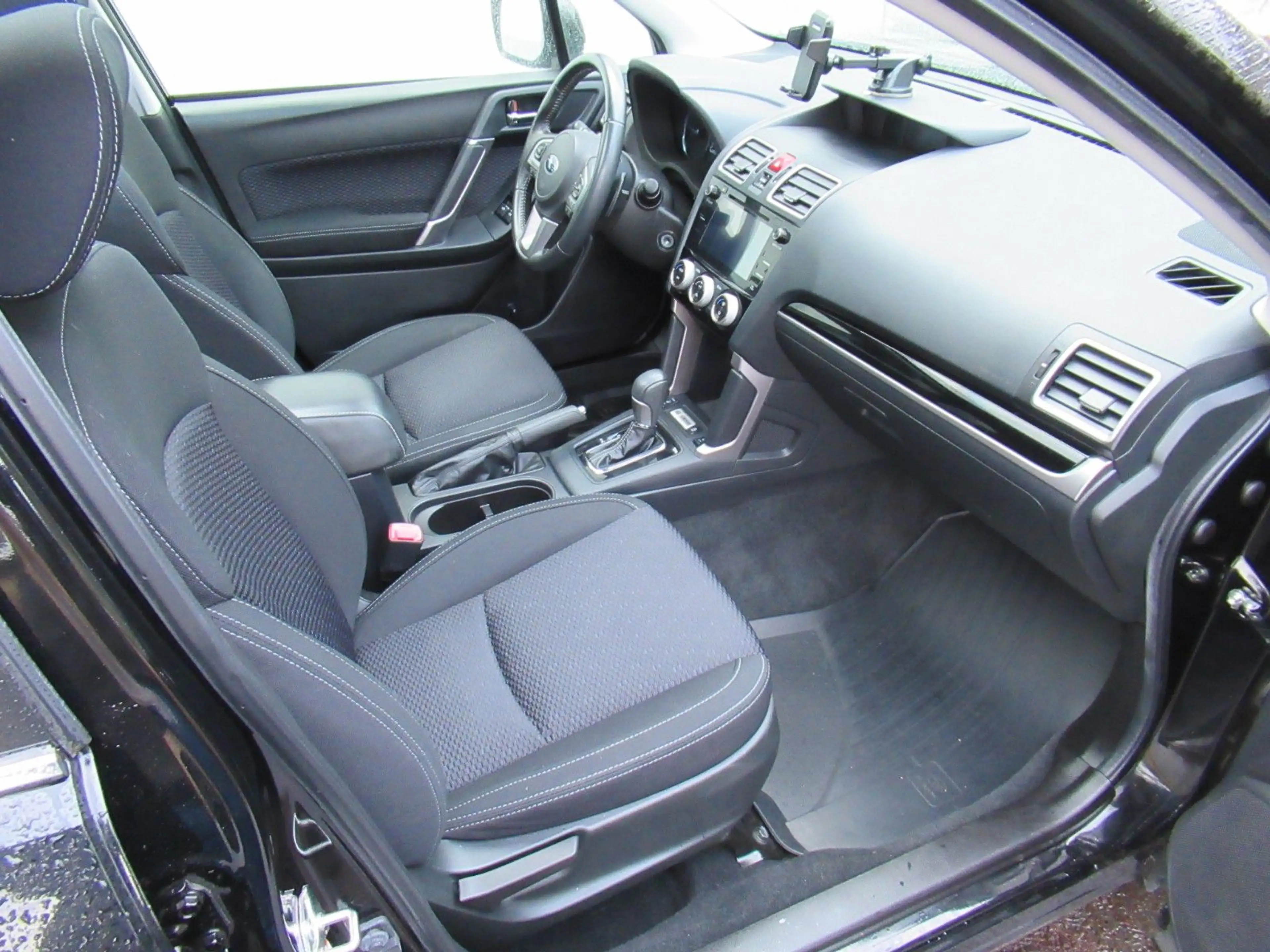 Subaru Forester 2.0X Exclusive Lineartr. SHZ/ACC/LM/AHK — photo 11