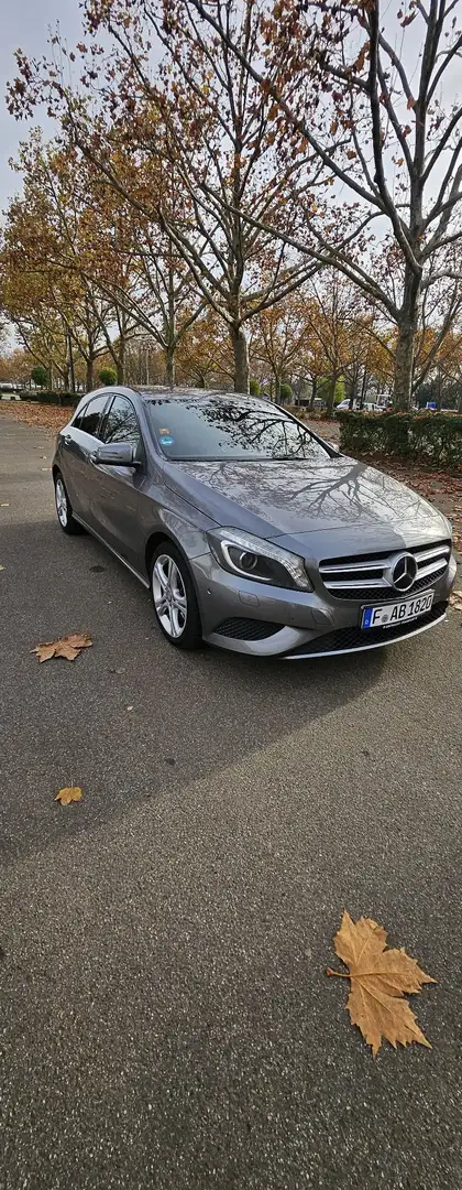Mercedes-Benz A 180 BlueEFFICIENCY - 2