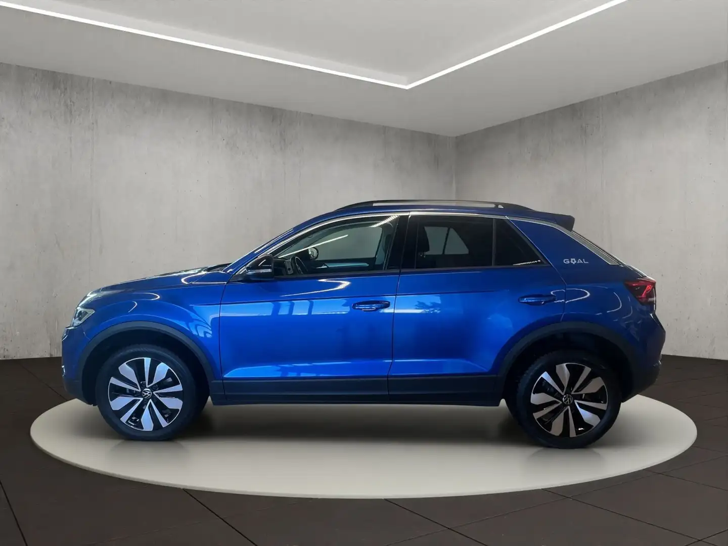 Volkswagen T-Roc GOAL 1.0 l TSI OPF 85 kW (116 PS) 6-Gang Azul - 2