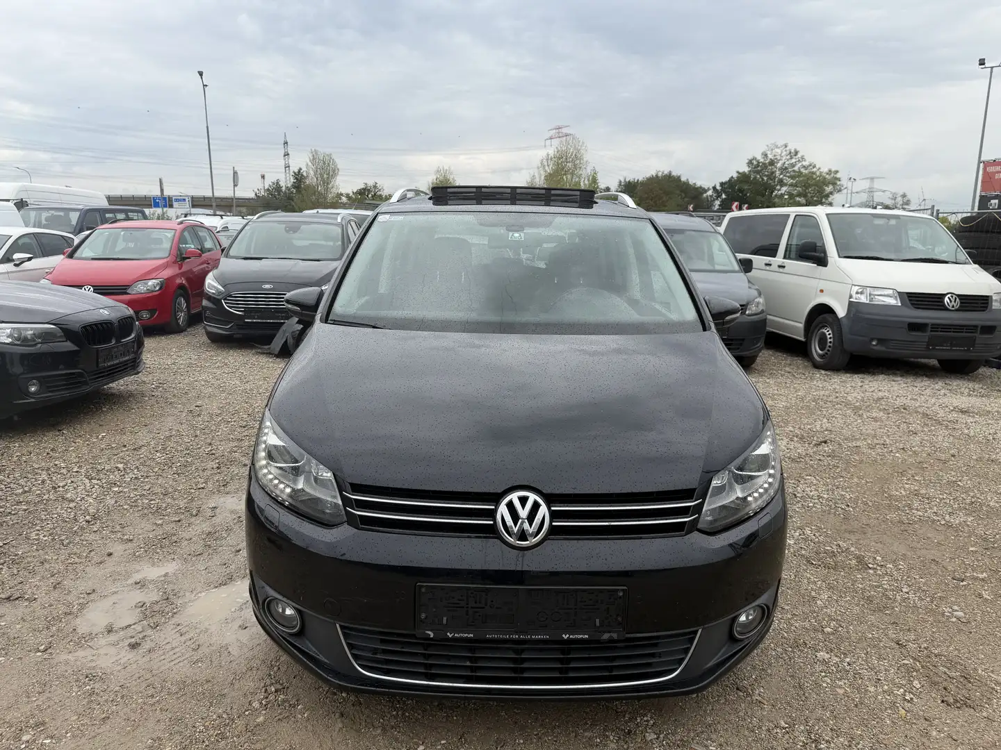 Volkswagen Touran Sky 1,6 BMT TDI DPF DSG Schwarz - 1