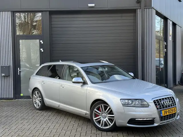 Audi A6 Avant 5.2 FSI S6 Advance