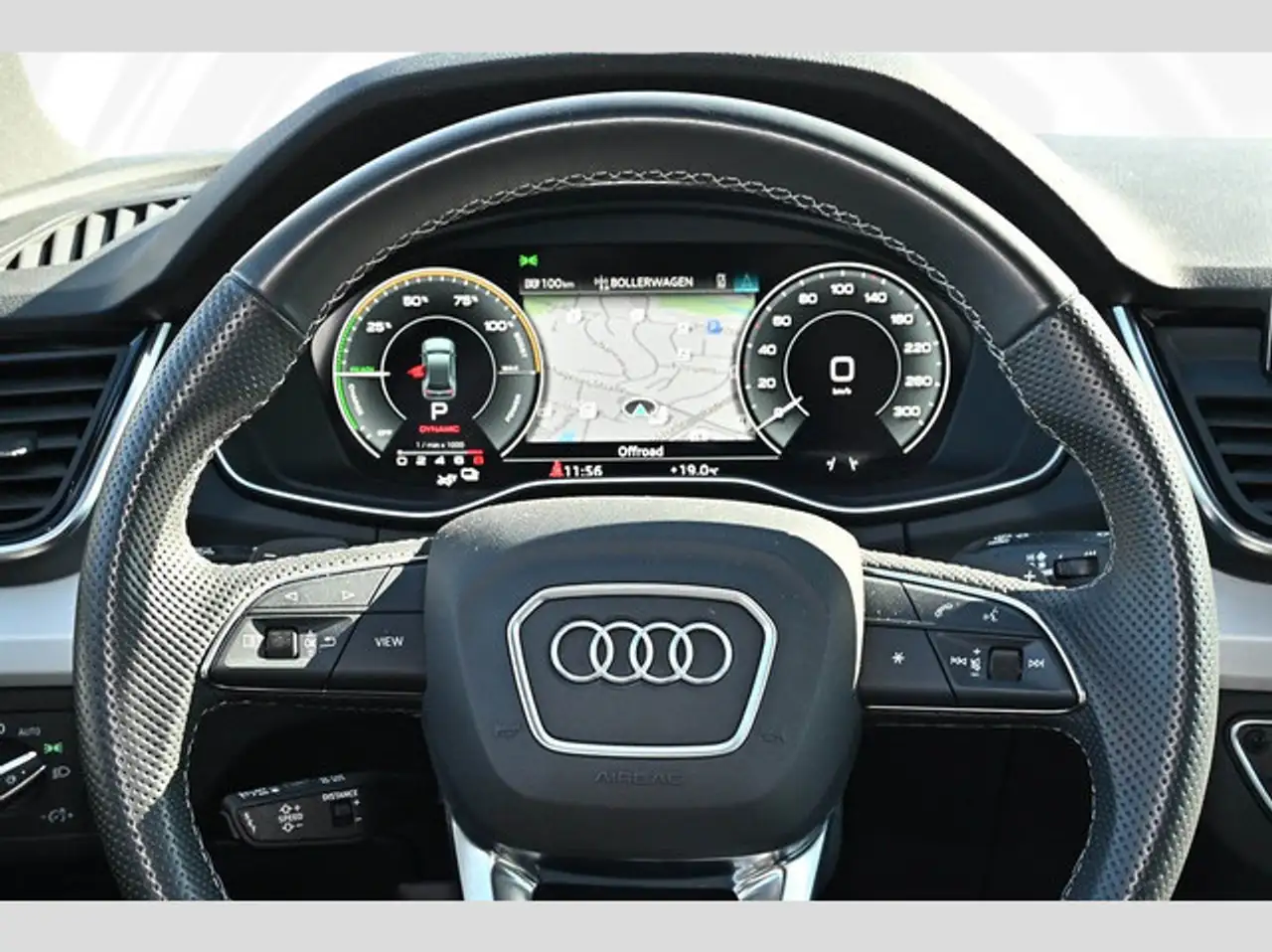 Audi Q5 50 TFSie quattro S line ACC HUD LED Keyless 15