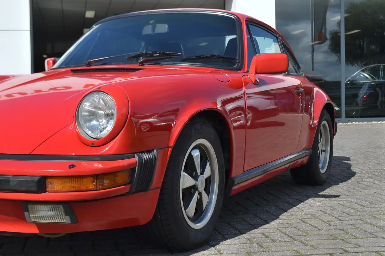 Porsche 911 3.2 Carrera Coupe Schuifdak, foto 8