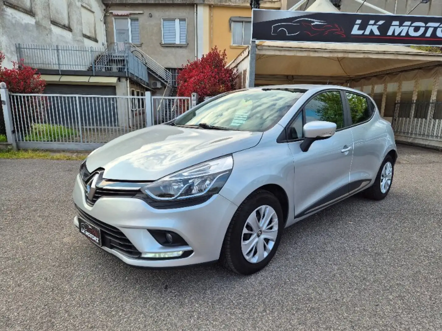 Renault Clio Clio TCe 12V 75 CV 5 porte Business Grau - 2