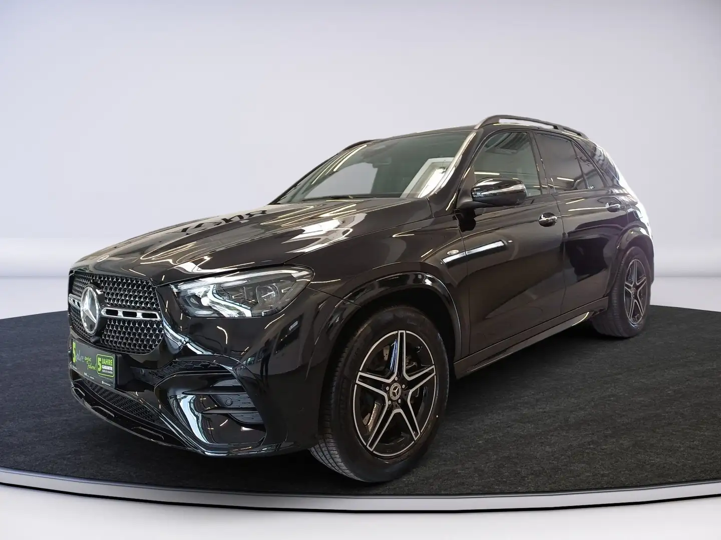 Mercedes-Benz GLE 400 e 4M AMG LINE PANO SD DISTRONIC AHK Schwarz - 2