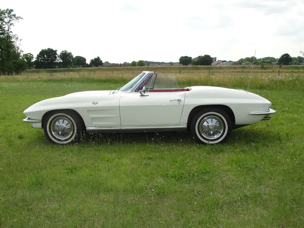 Chevrolet Corvette Sting Ray Convertible, foto 2