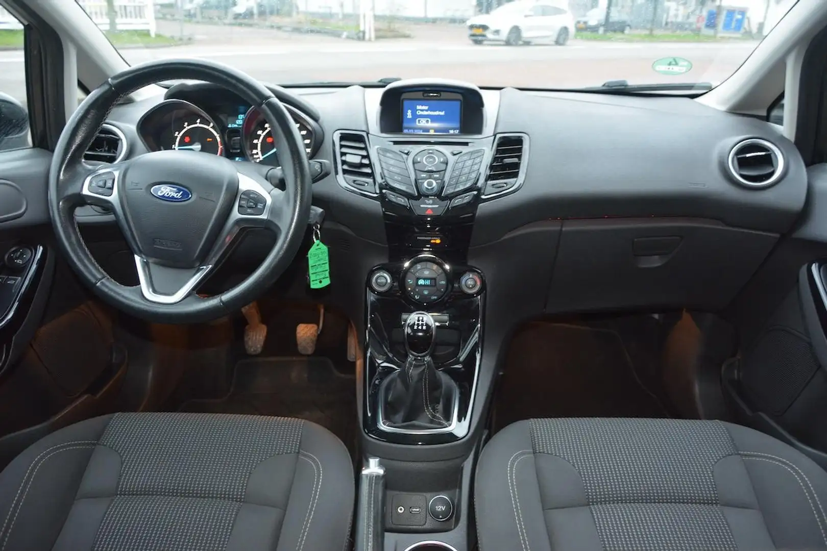 Ford Fiesta 1.0 EcoBoost Titanium Clima|Cruise|NAVI|DealerOH Zwart - 2