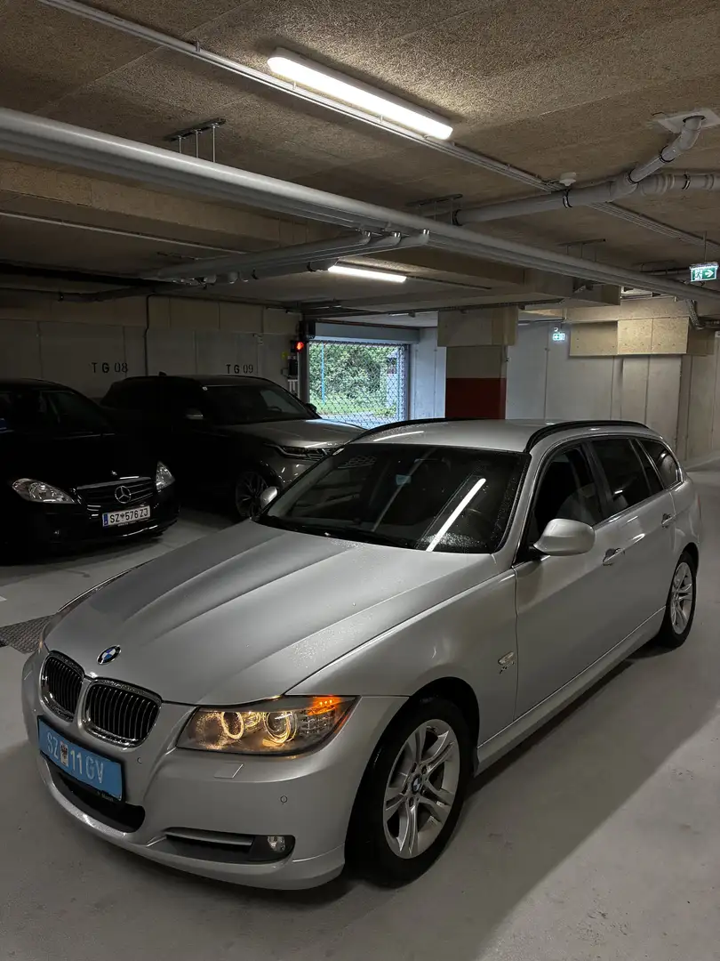 BMW 320 320Xd Touring Aut. Allrad*ÖAMTC PICKERL Grau - 1
