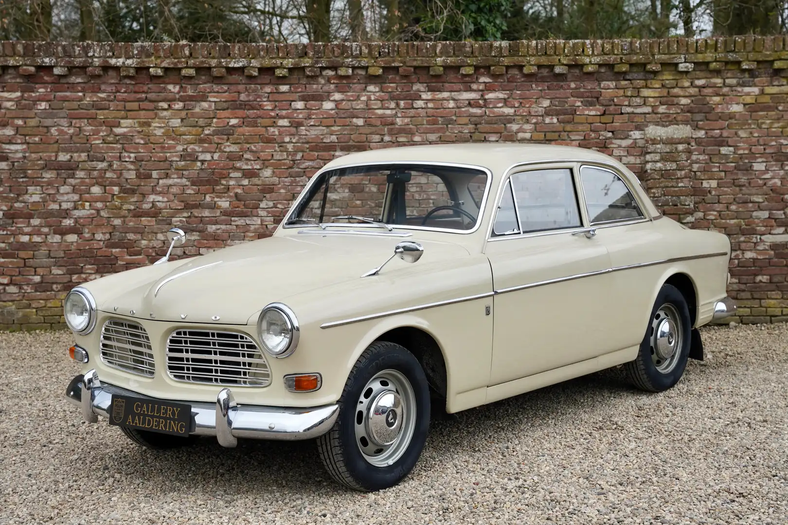 Volvo Amazon 121 "Owned by 1 family" One family possession - fr Bej - 1