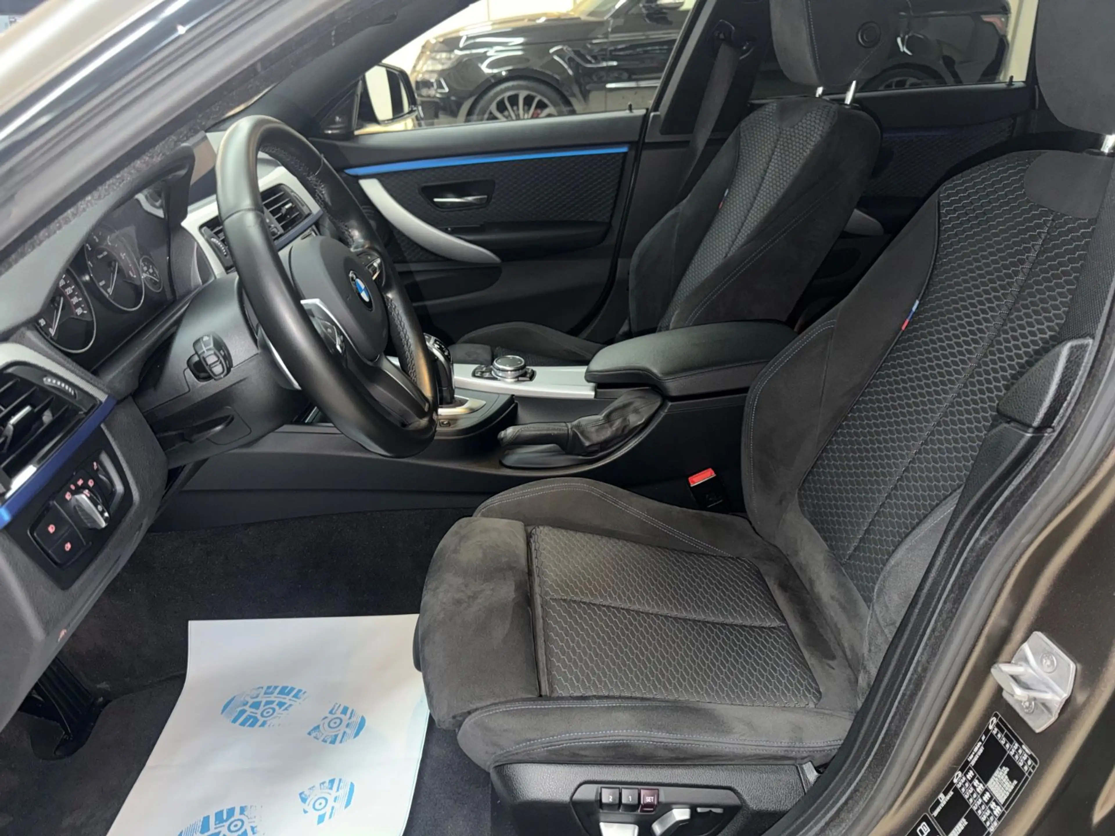BMW 430 d xDrive M Sport Matt Gran Coupe HUD — photo 17