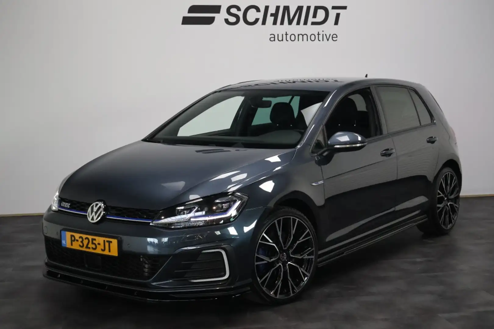 Volkswagen Golf GTE 1.4 TSI PHEV 204pk | ACC | LED | 19" | Apple Carpl Gris - 1