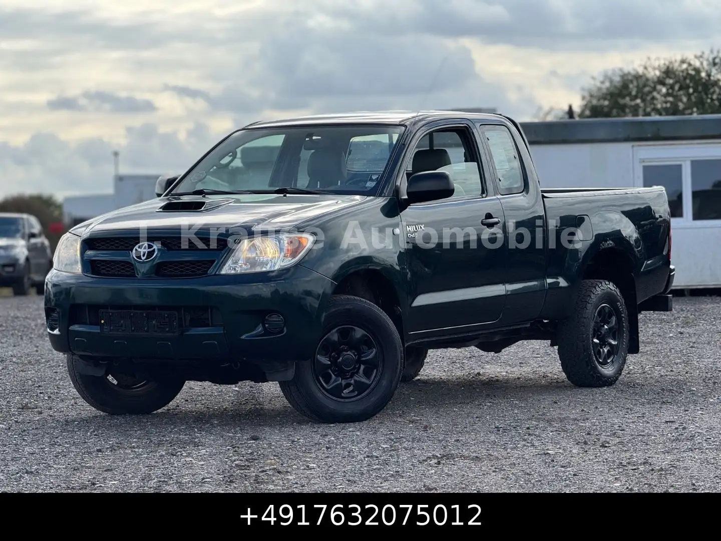Toyota Hilux Extra Cab 4x4 2.5D Klima NETTO 9000€ Grün - 1