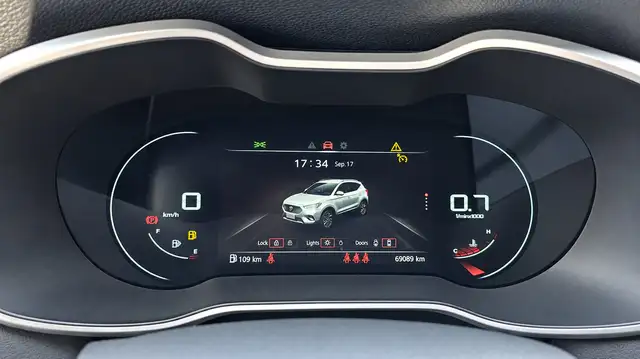 MG ZS view 12