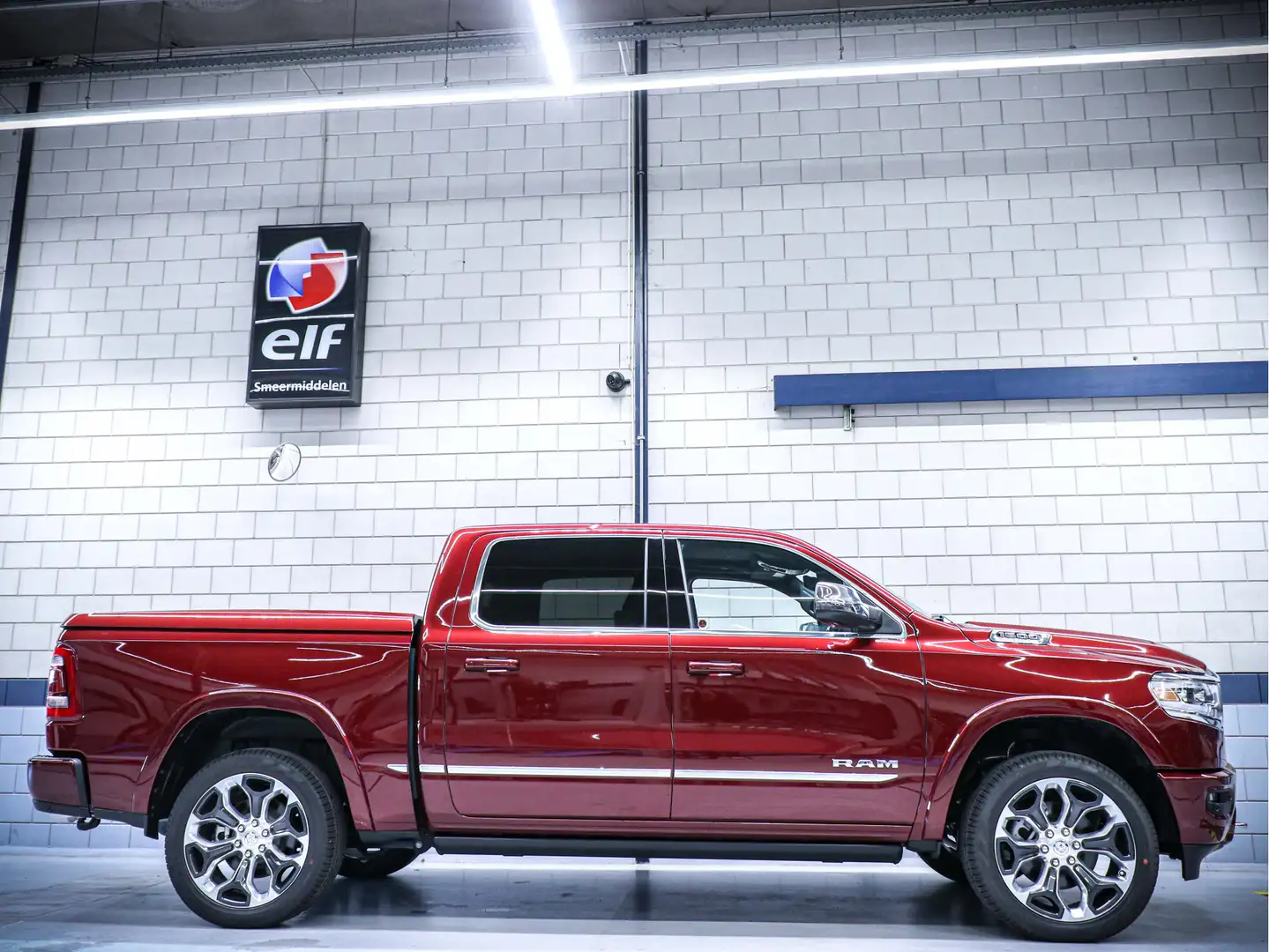 Dodge RAM 1500 Crew Cab Limited Fully Loaded All In Prijs BP Rood - 2