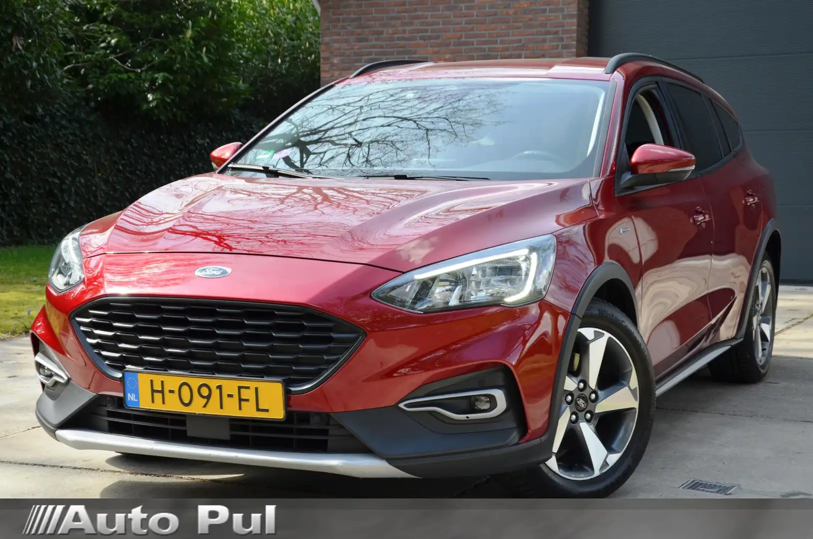 Ford Focus Wagon 1.5 EcoBoost Active Business Navi/Led/Pdc/Ec Rouge - 1