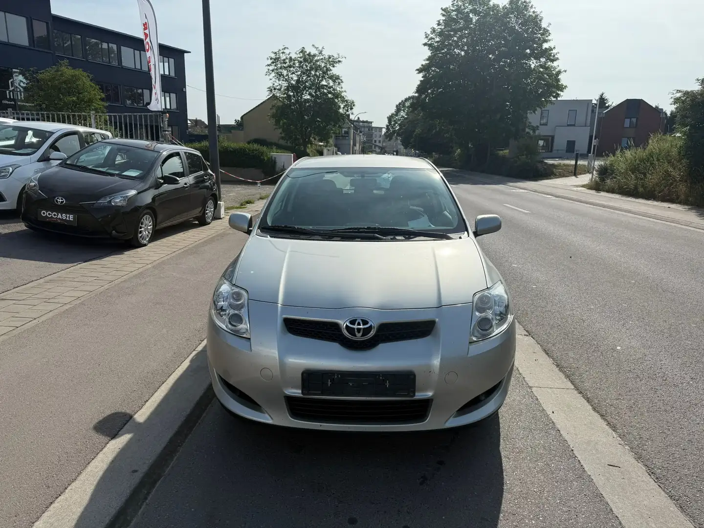 Toyota Auris 1.4 D-4D Executive DPF Gris - 2